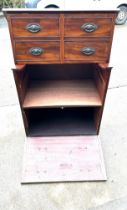 Vintage mahogany drinks cabinet measures approx 31 inches tall, 23 wide and 18 deep