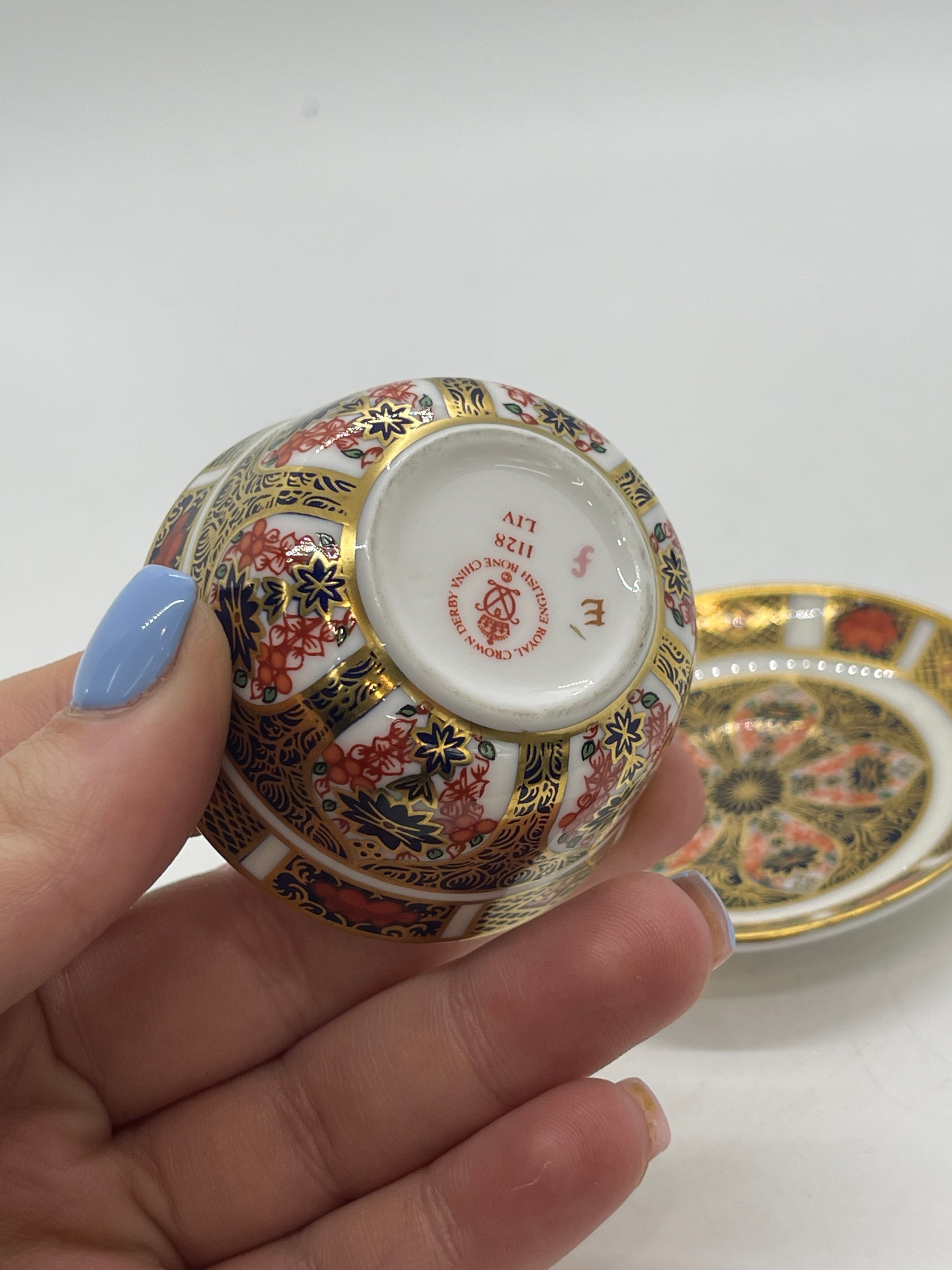 Miniature Royal Crown Derby Imari 1128 bowl and saucer - Image 3 of 5