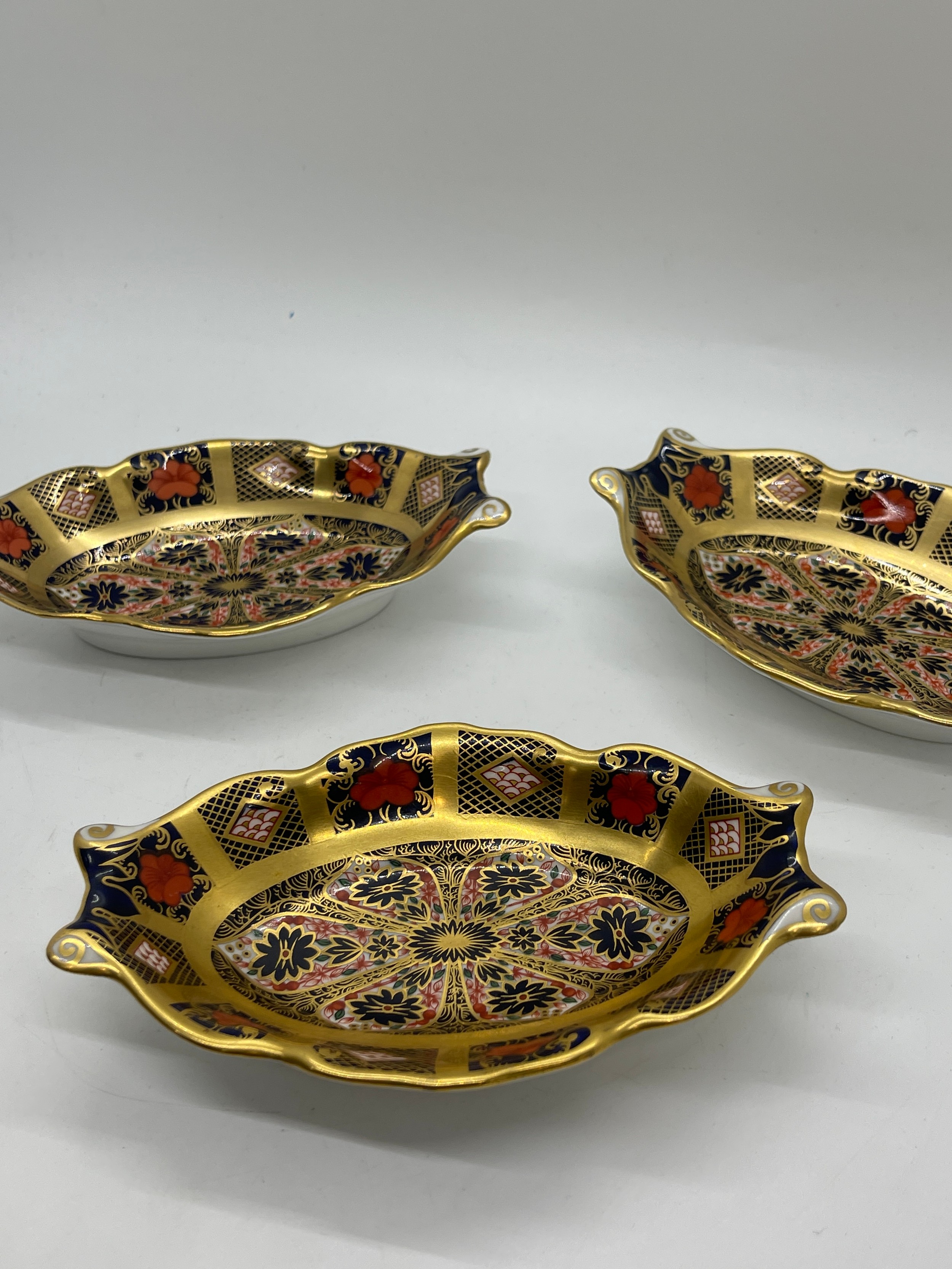 3 Miniature Royal Crown Derby Imari 1128 trays - Image 3 of 5