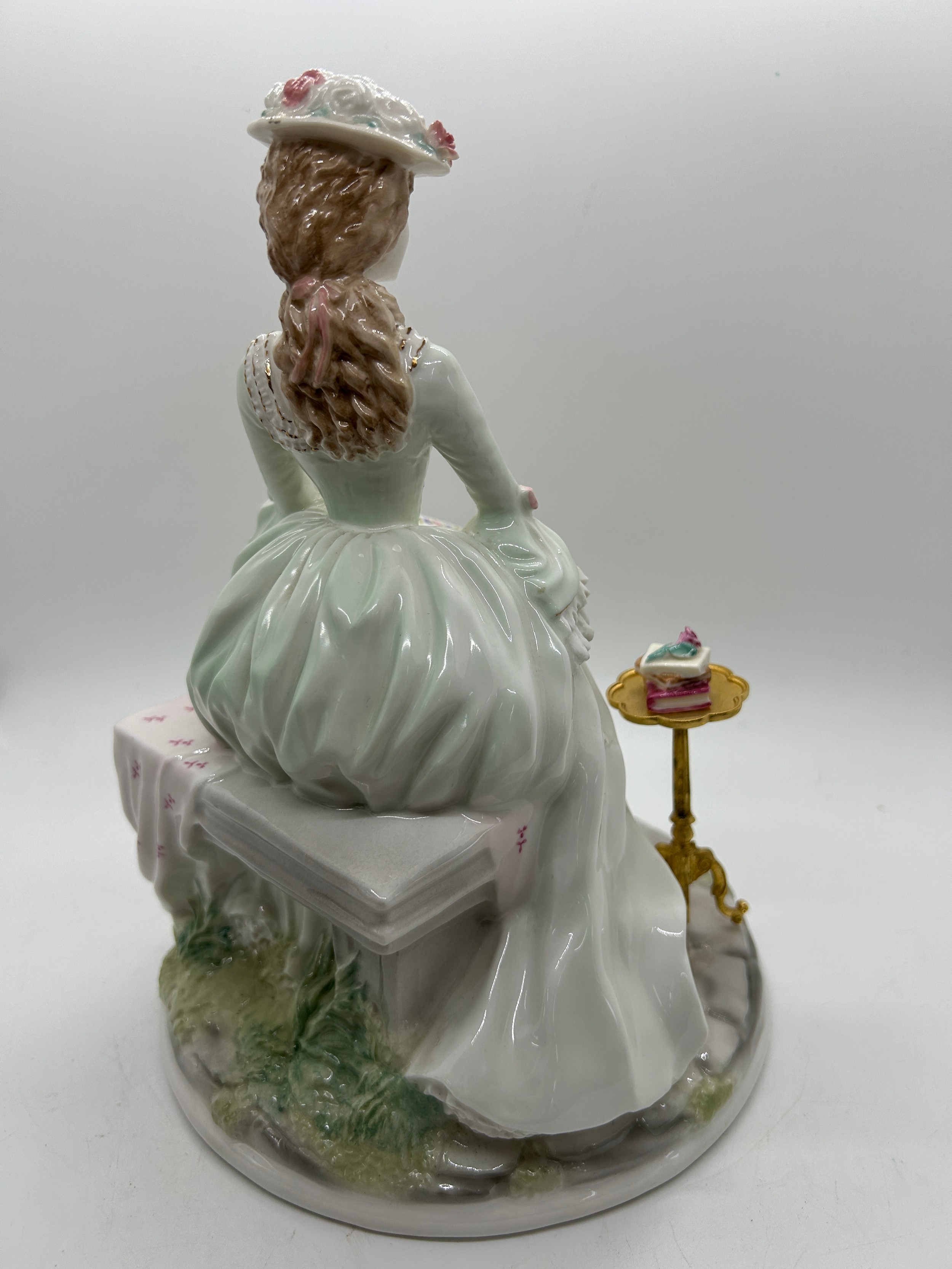 Royal Worcester lady figure the graceful arts figure Poetry, comes with COA - Image 2 of 4