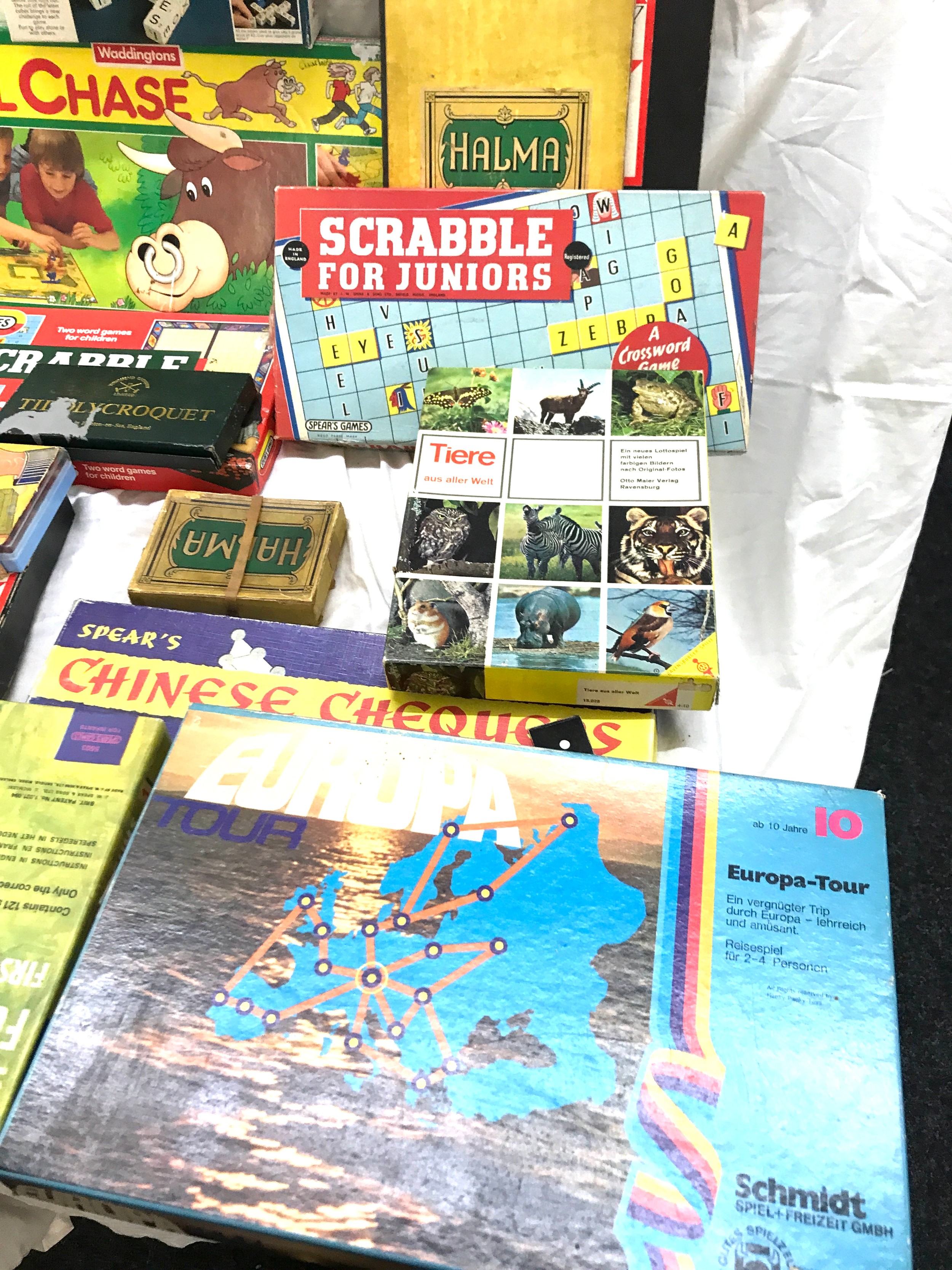 Large box of vintage board games includes Halam, scrabble, monopoly - Image 2 of 4