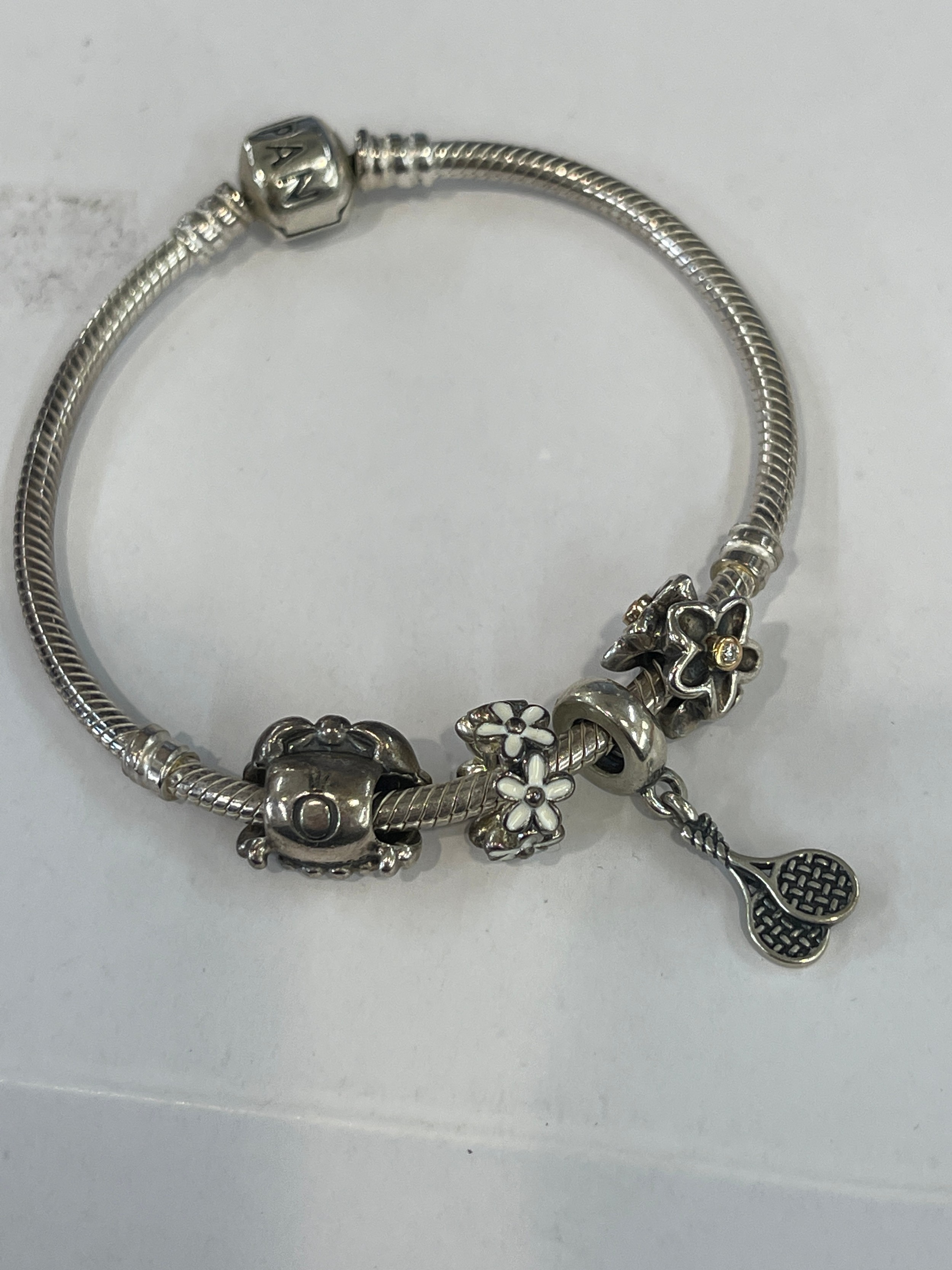 Pandora bracelet and 4 charms - Bild 2 aus 4