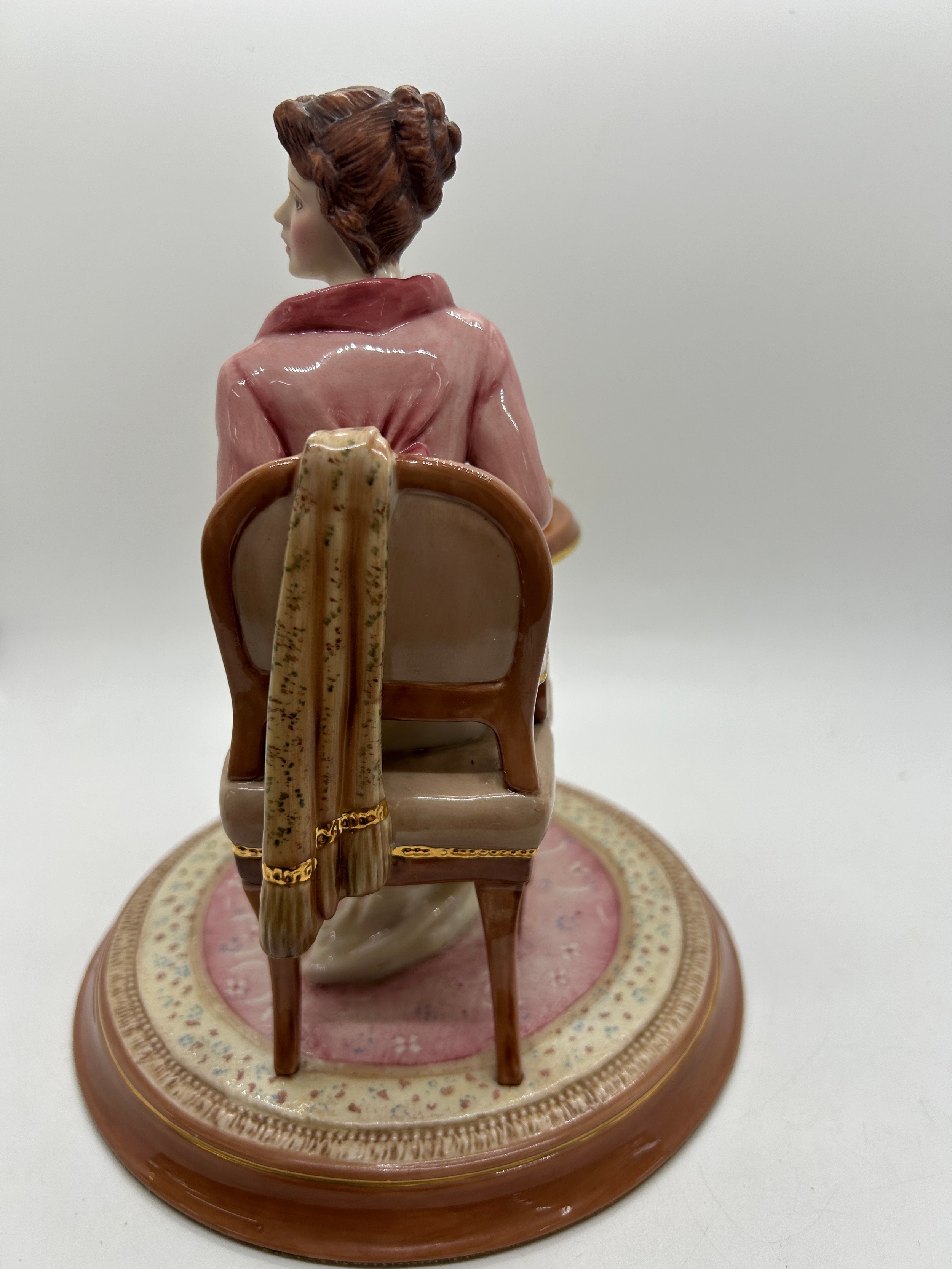 Franklin Mint Library Stunning Elizabeth Pride And Prejudice Figure- missing quill - Image 3 of 6