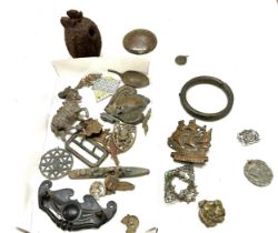 Tray of metal detector finds