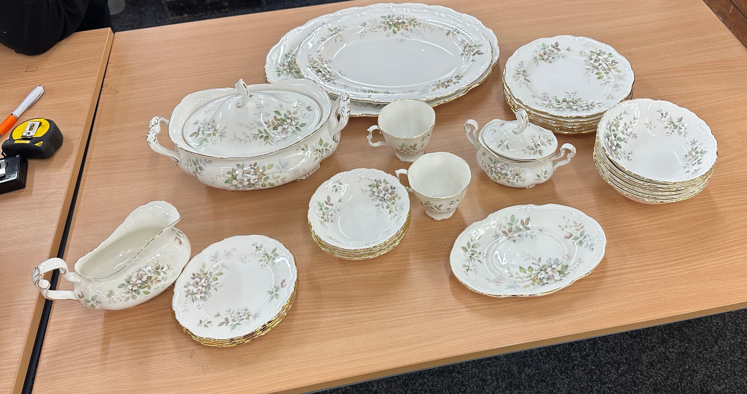 Selection of Royal Albert Haworth pattern part dinner service to include tureens, meat plates,