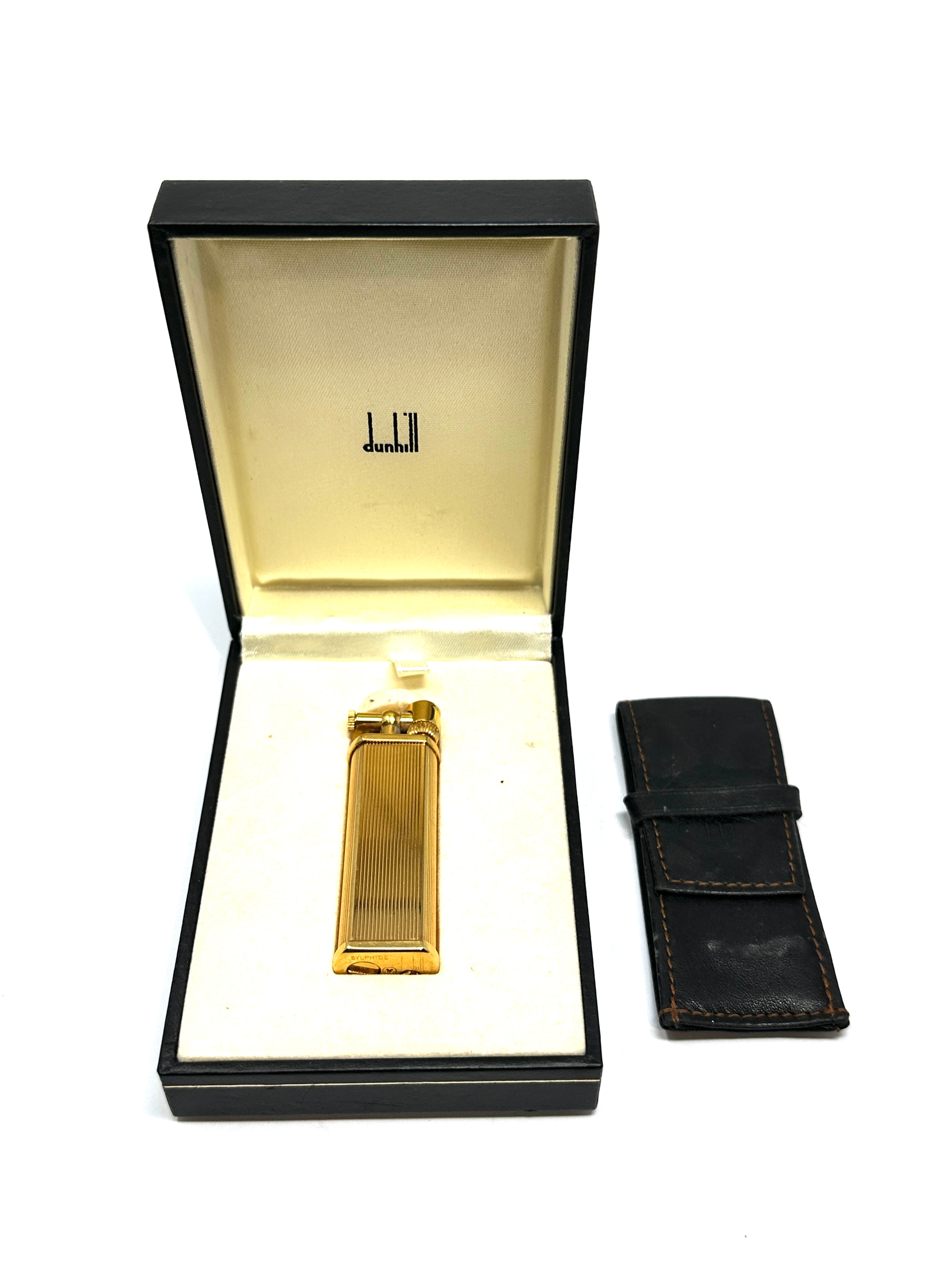 Vintage Boxed flip top dunhill sylphide cigarette lighter looks in very good condition with