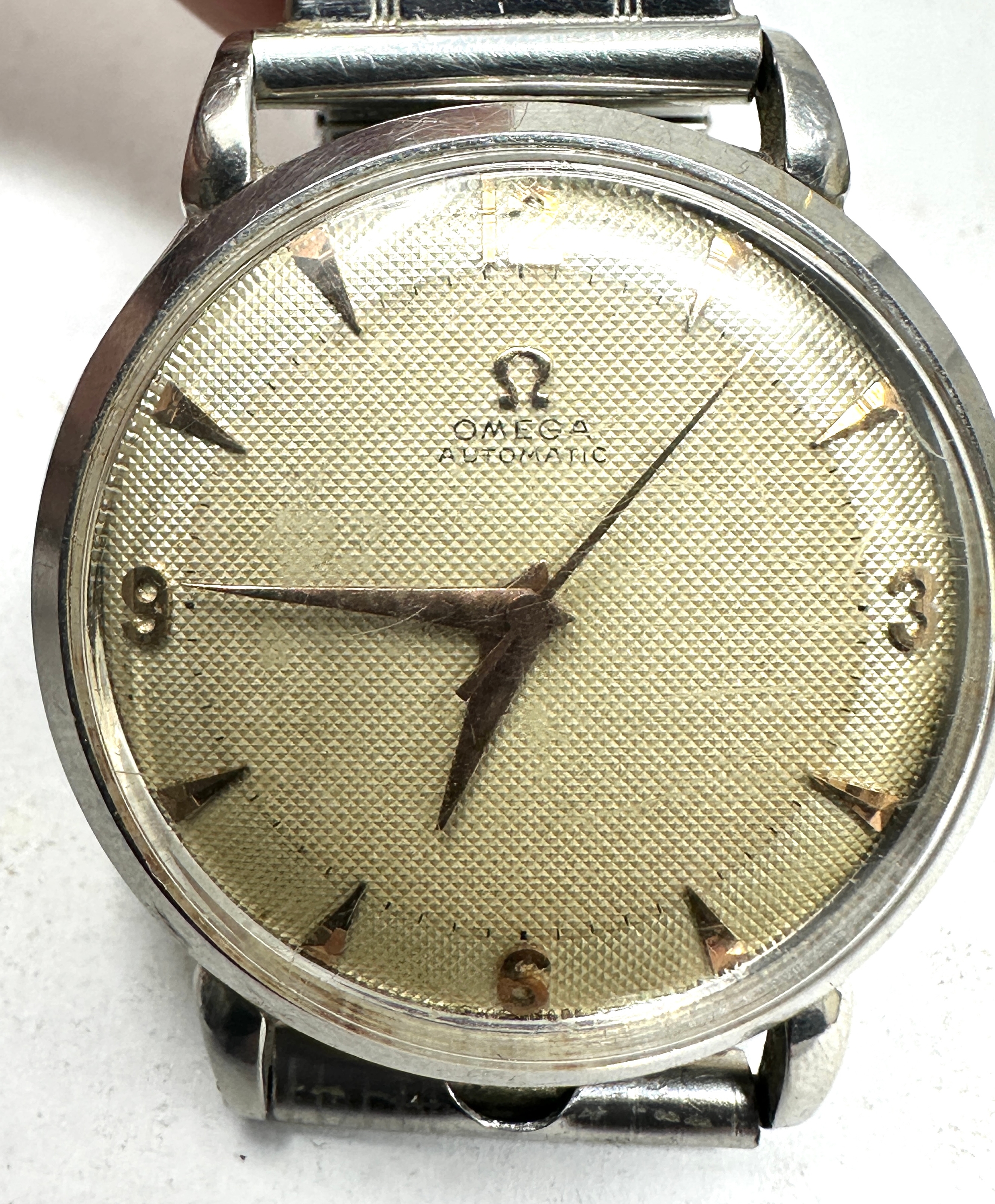 rare vintage Omega automatic honeycomb dial gents wristwatch the watch is ticking - Image 2 of 4