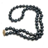 14ct gold clasp blue cultured pearl necklace weight 26g
