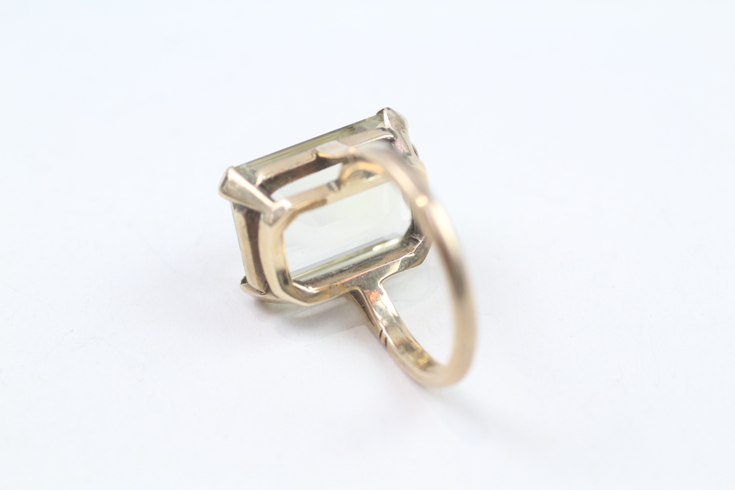 9ct gold vintage emerald cut citrine dress ring (5.8g) - Image 5 of 5