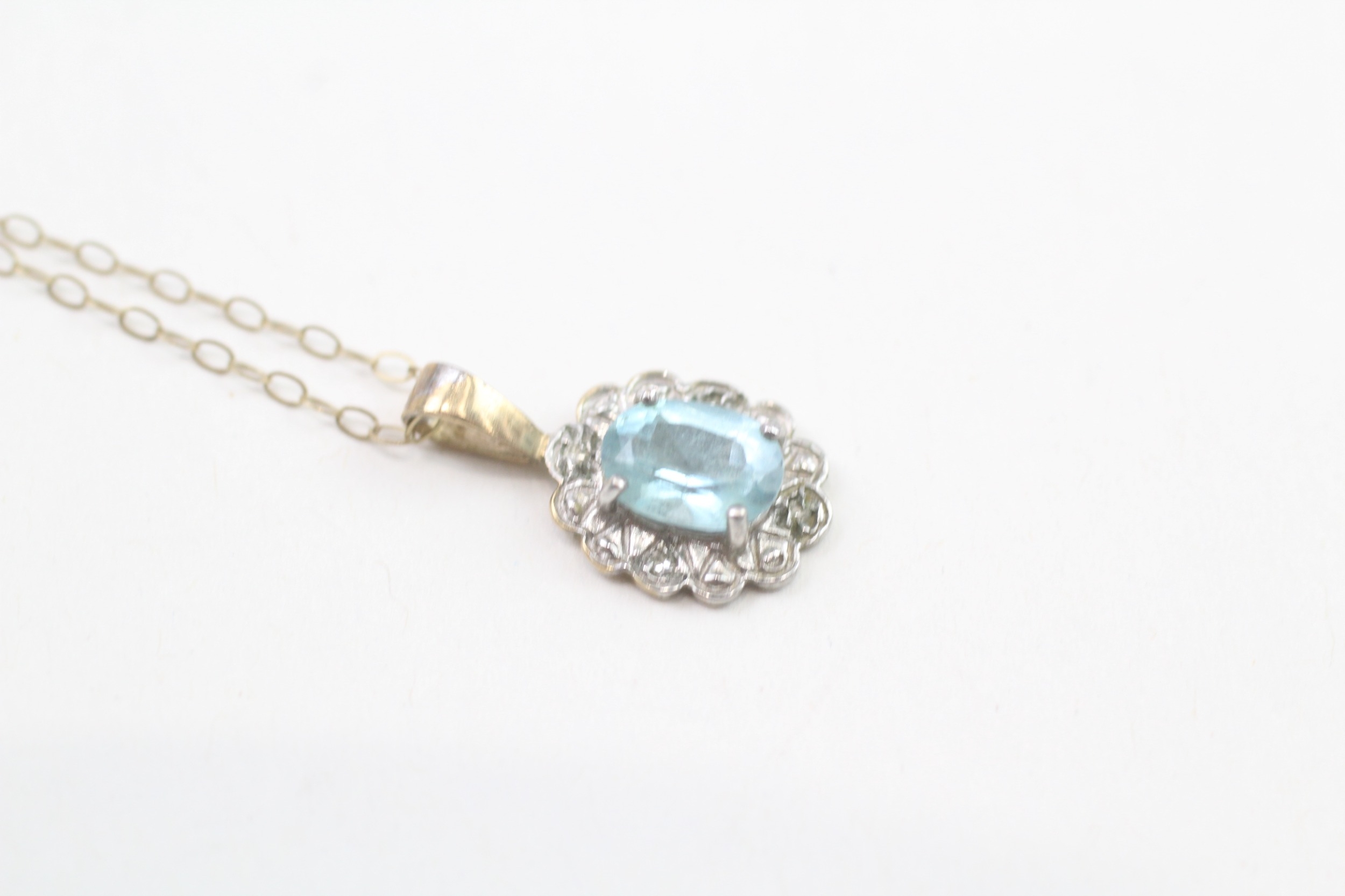 9ct gold blue topaz & diamond cluster pendant & chain (1.3g) - Image 2 of 4