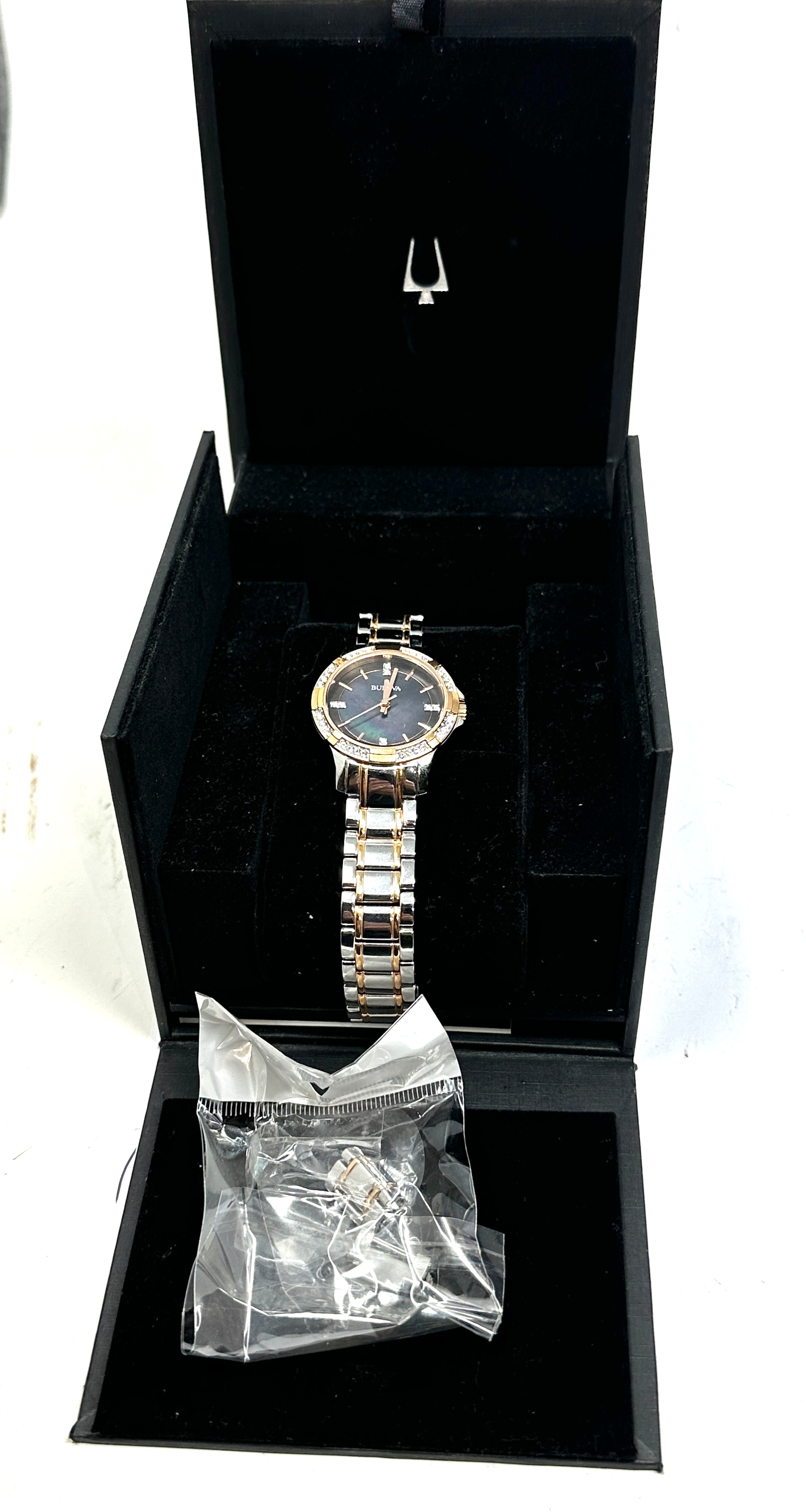 Boxed bulova ladies quartz wristwatch untested