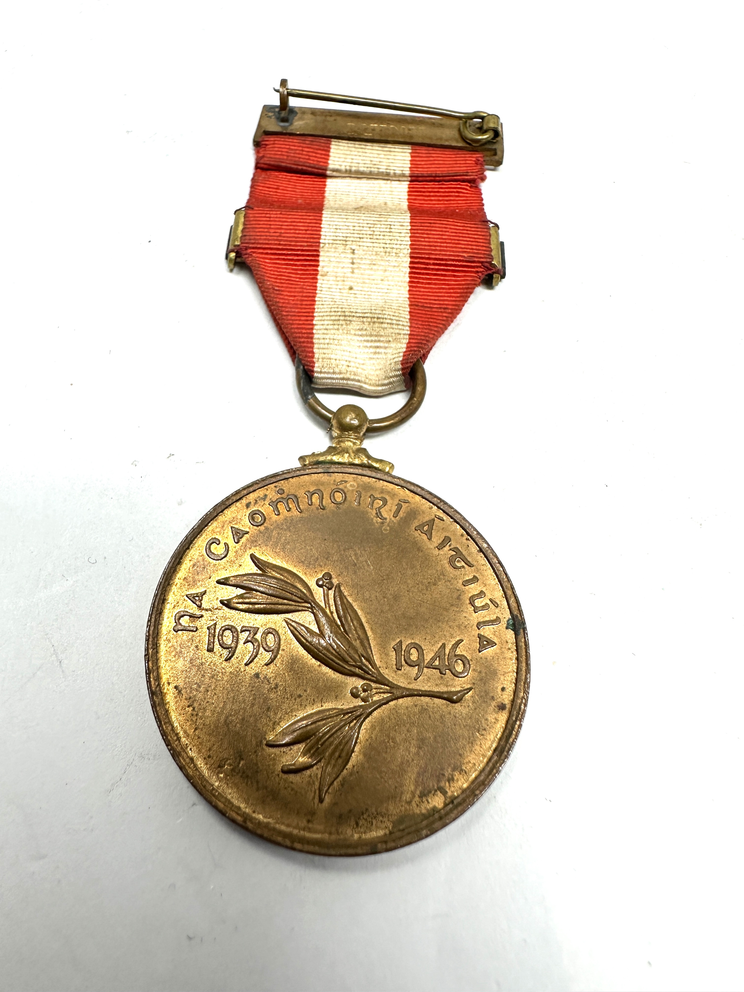 irish Reserve Defence Forces Service Medal 1939-46 bar - Image 2 of 2