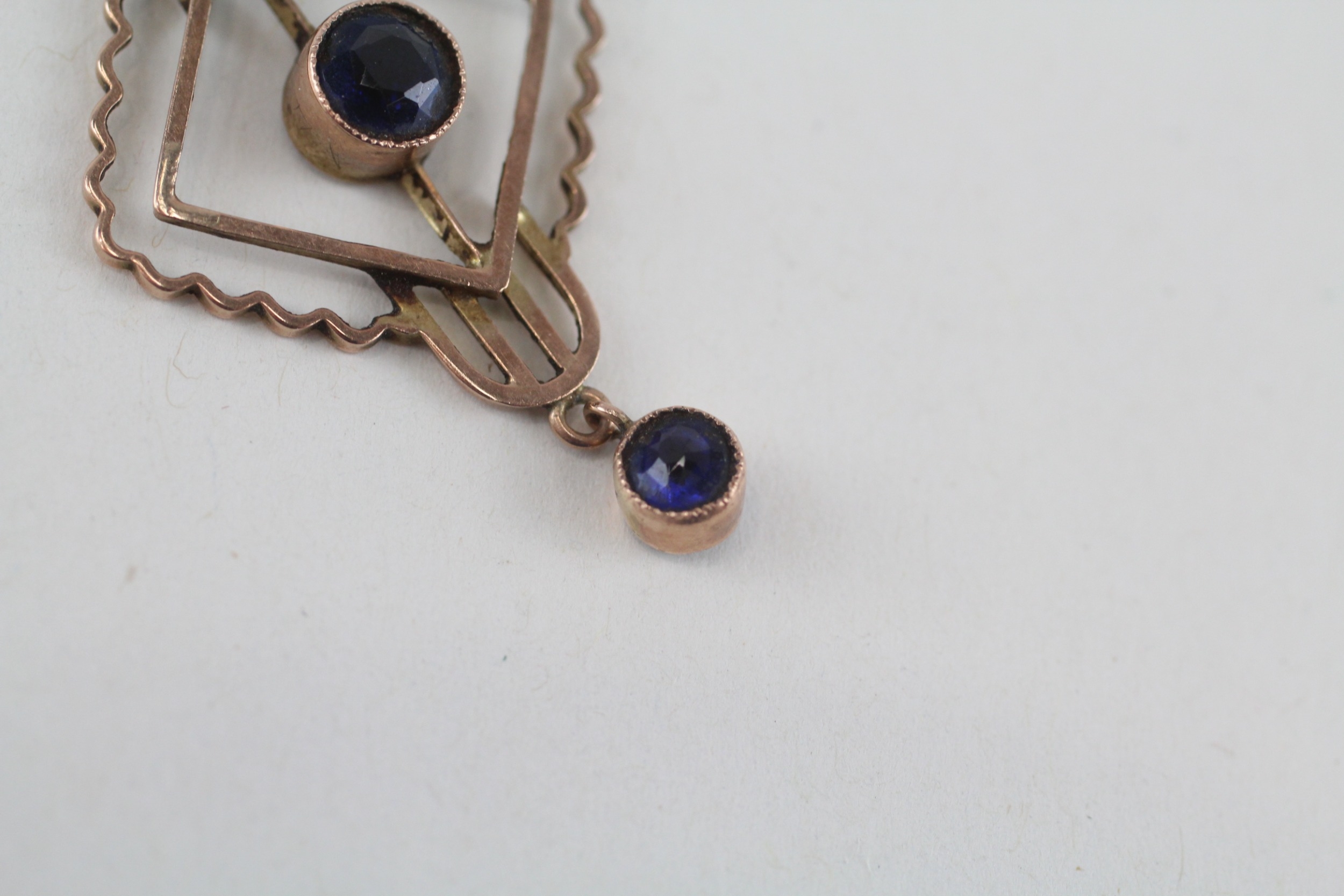 9ct gold antique garnet topped drop pendant (1.6g) - Image 2 of 4