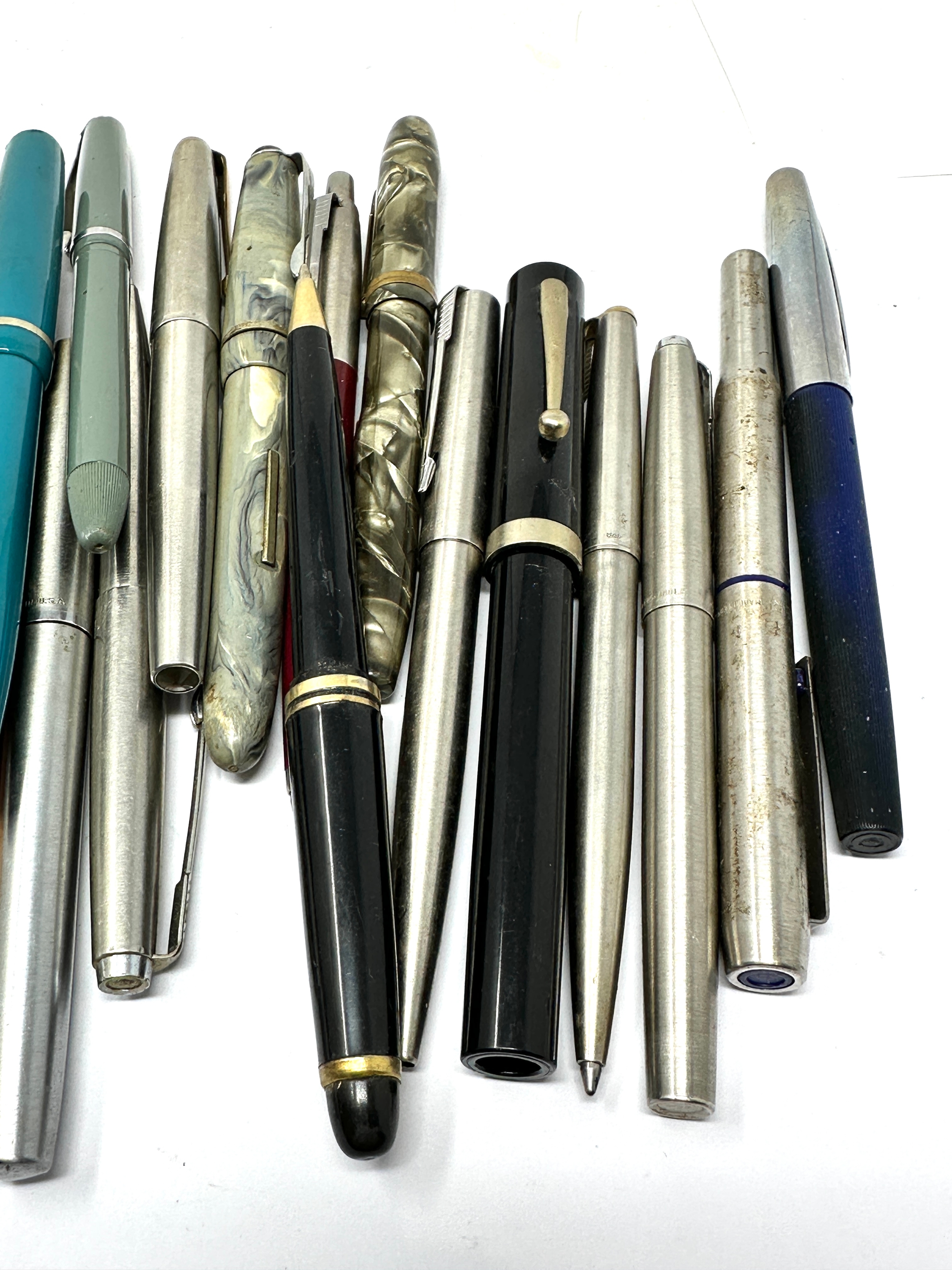 very large selection of vintage fountain pend & pens - Image 4 of 4
