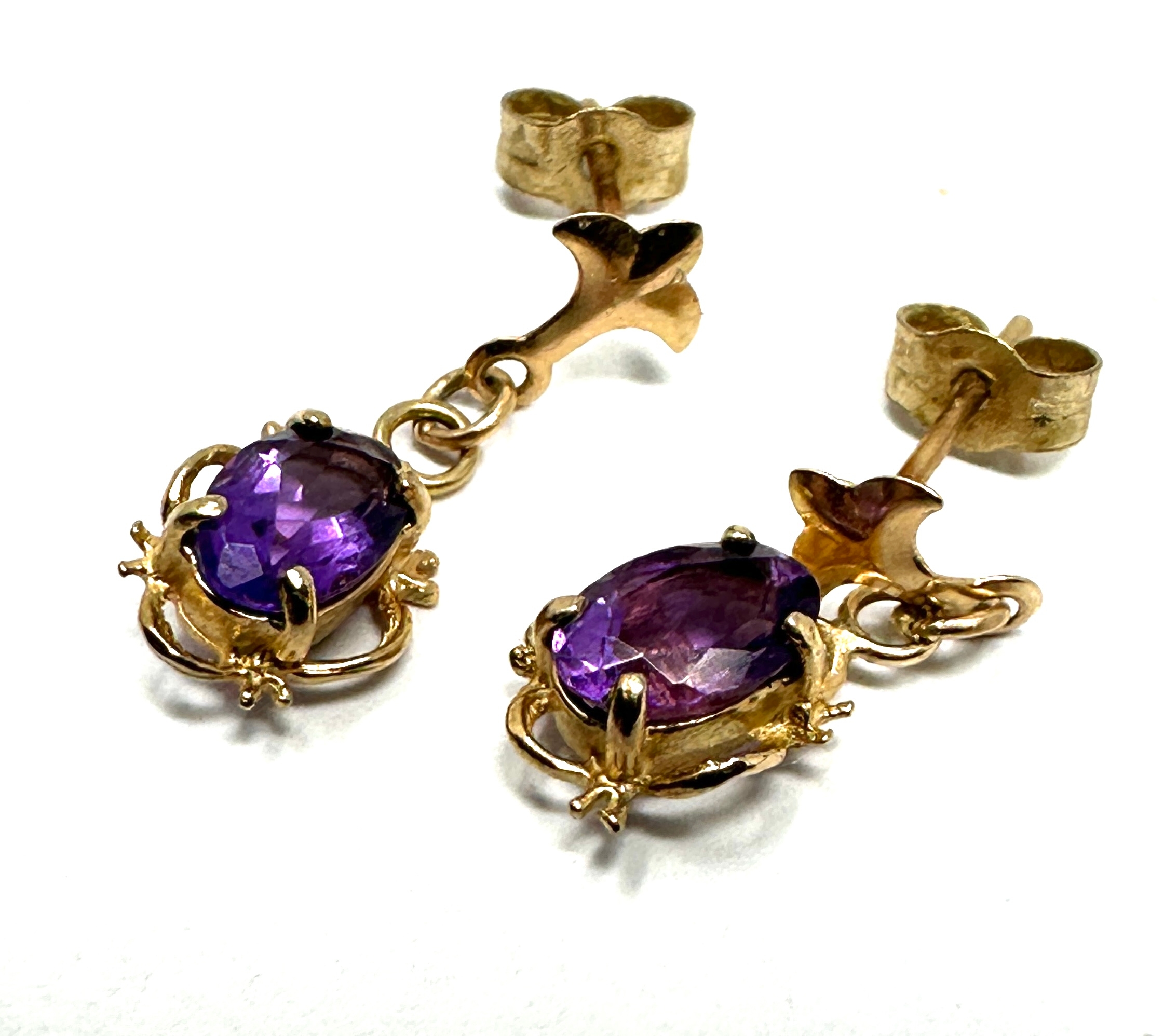 9ct gold amethyst earrings 1.1g