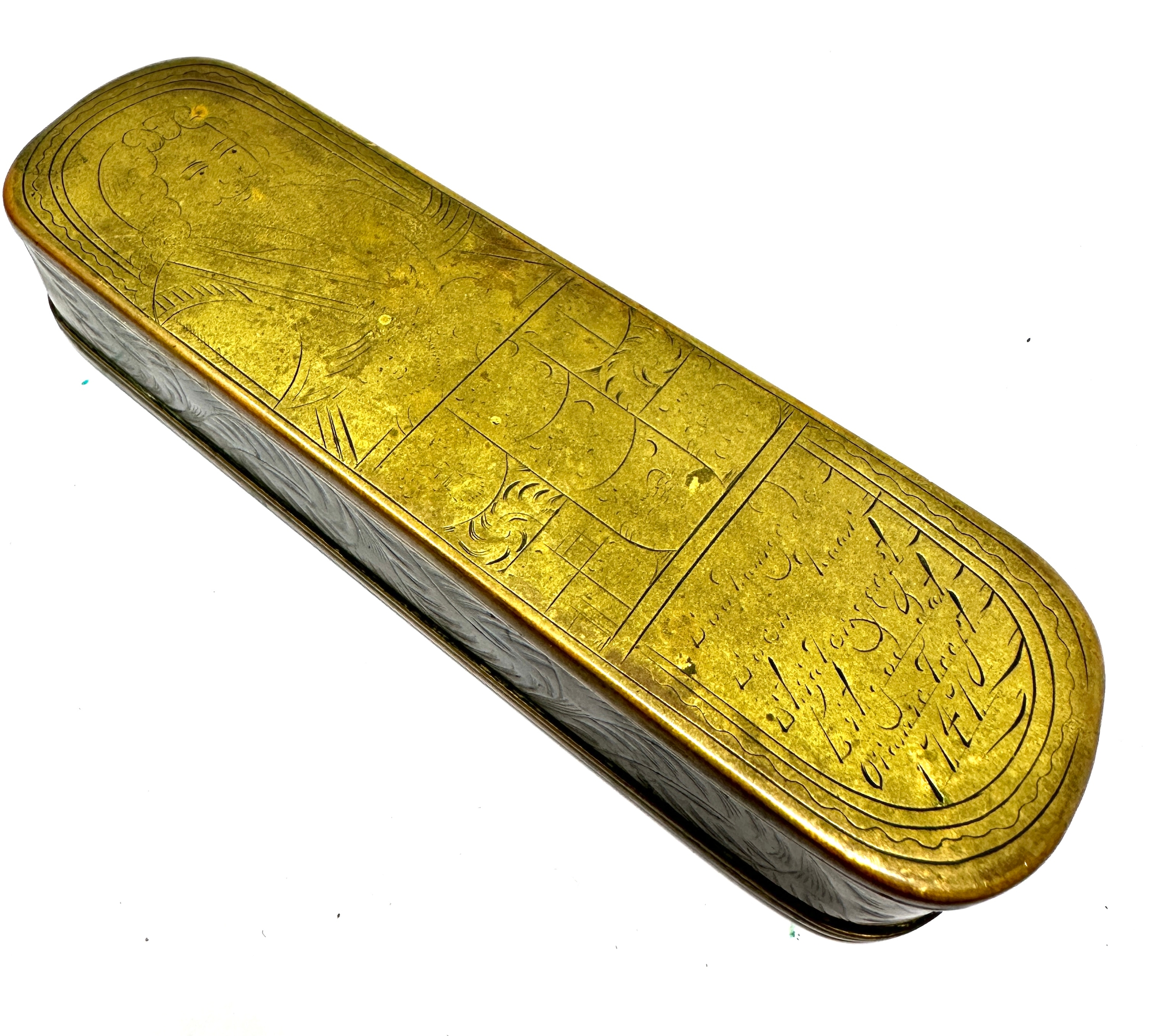 An 18th century Dutch brass tobacco box engraved dated 1747 - Image 3 of 4