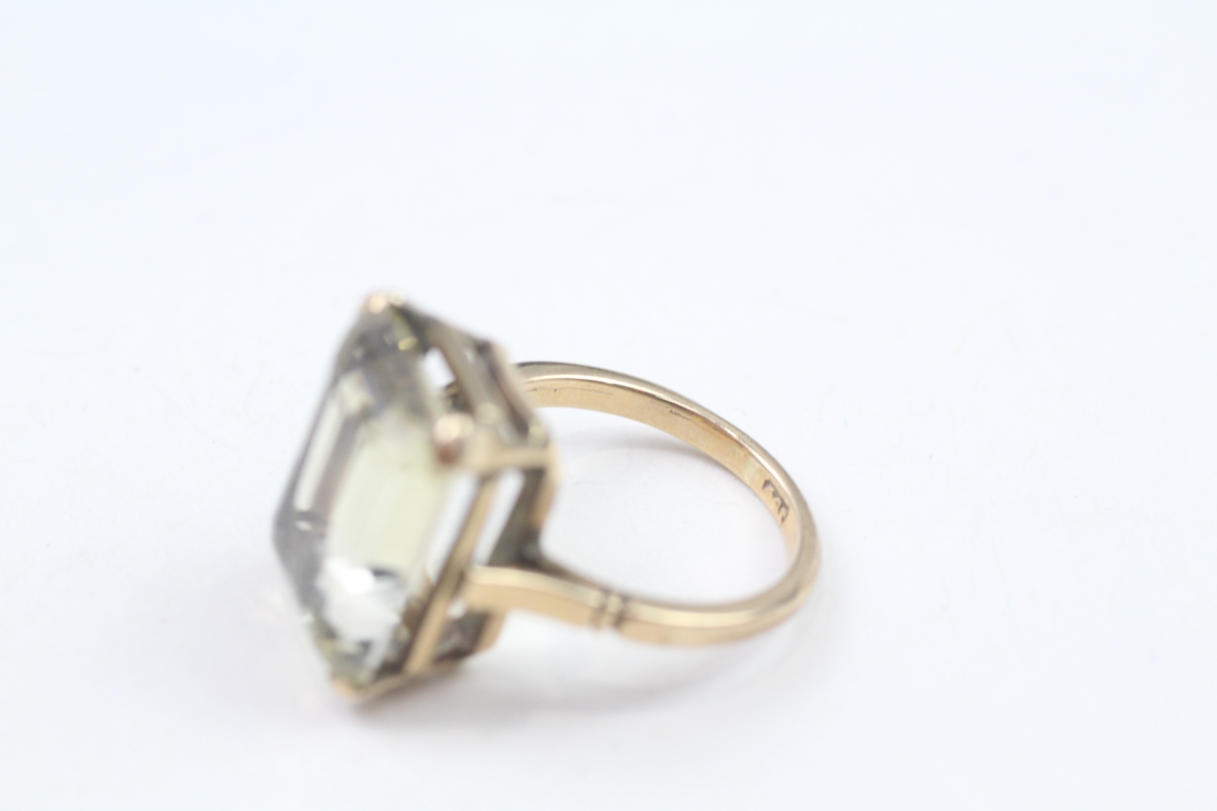 9ct gold vintage emerald cut citrine dress ring (5.8g) - Image 3 of 5