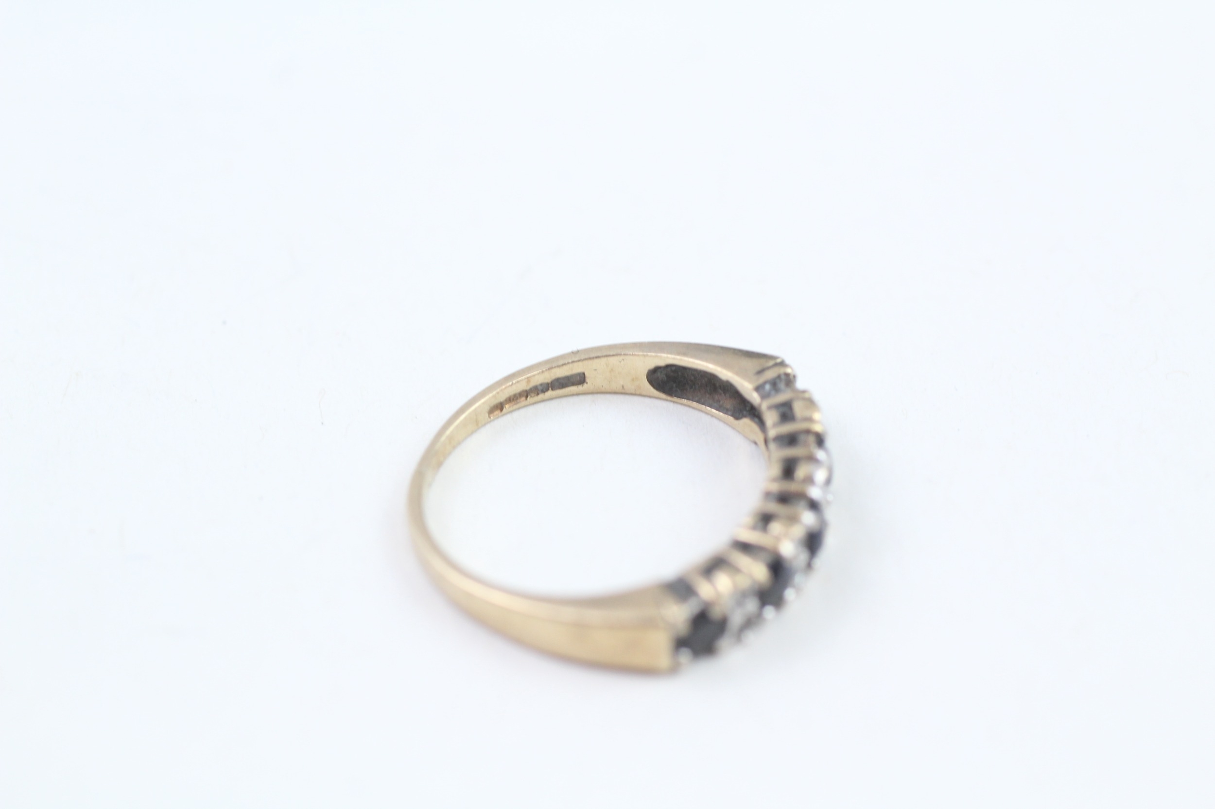 9ct gold sapphire & diamond half eternity ring (1.9g) - Image 5 of 5