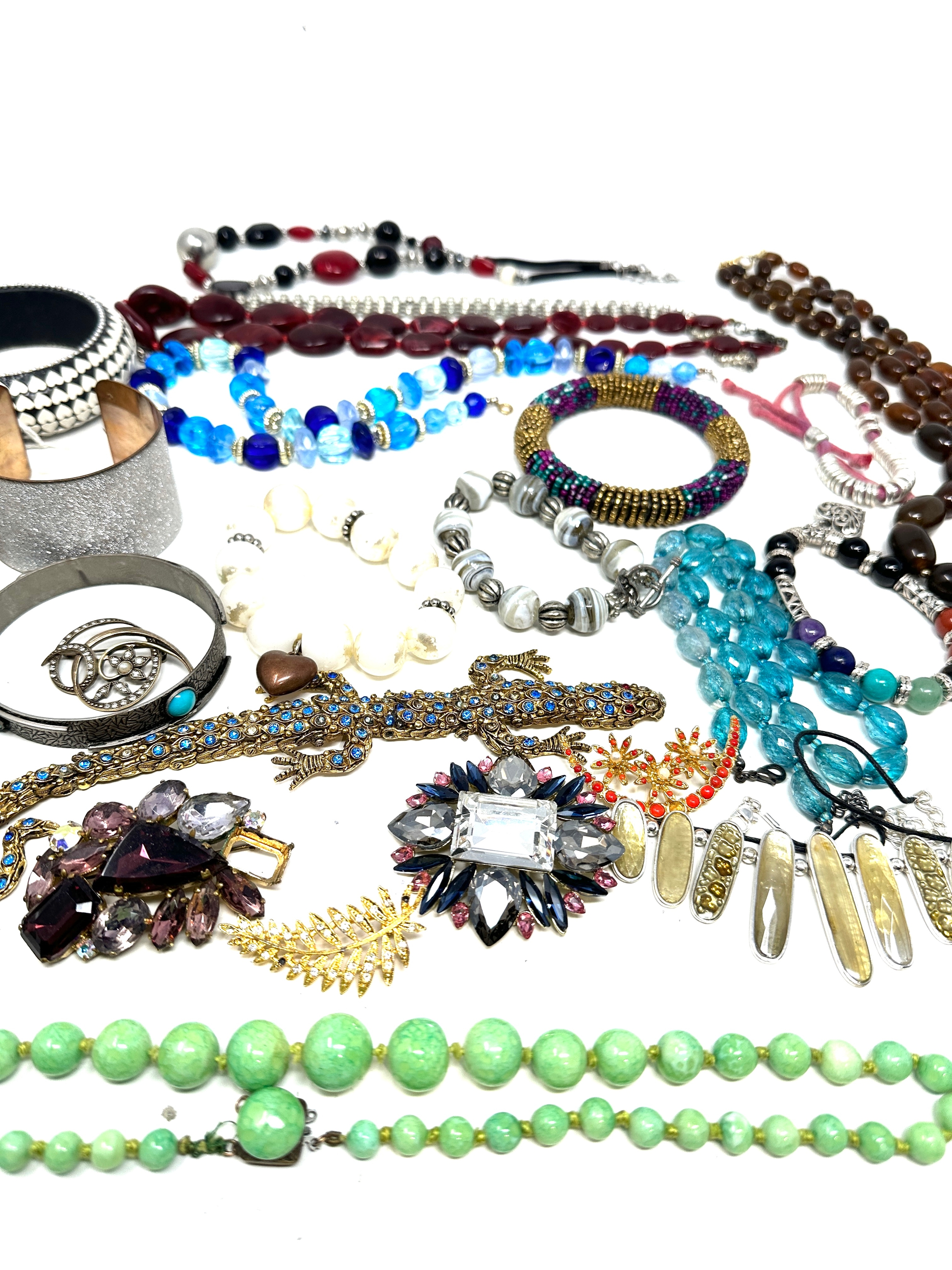 selection of vintage & later costume jewellery weight 1k - Image 3 of 4