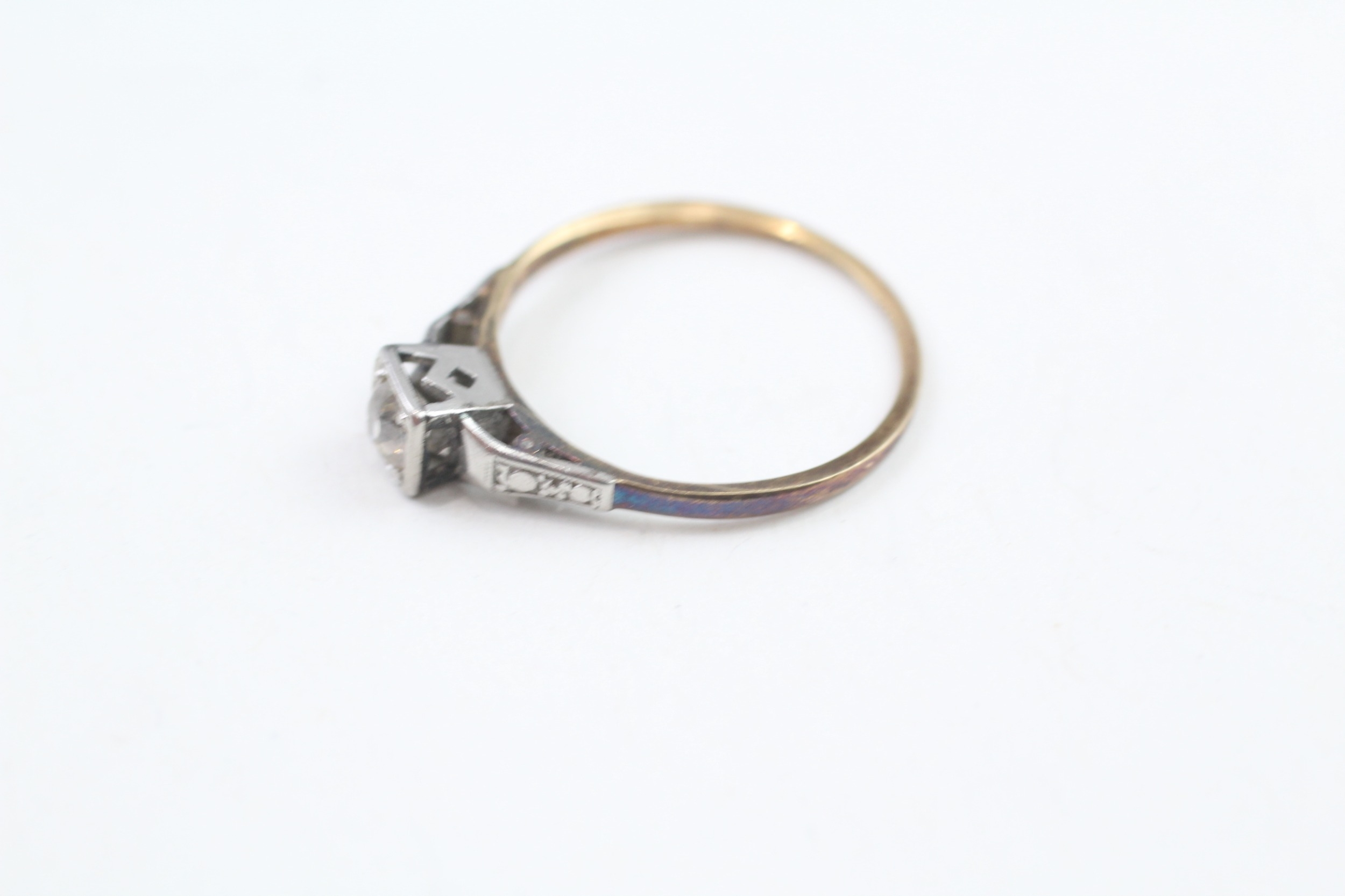 9ct gold & platinum old european cut diamond vintage solitaire ring (1.9g) - Image 2 of 4
