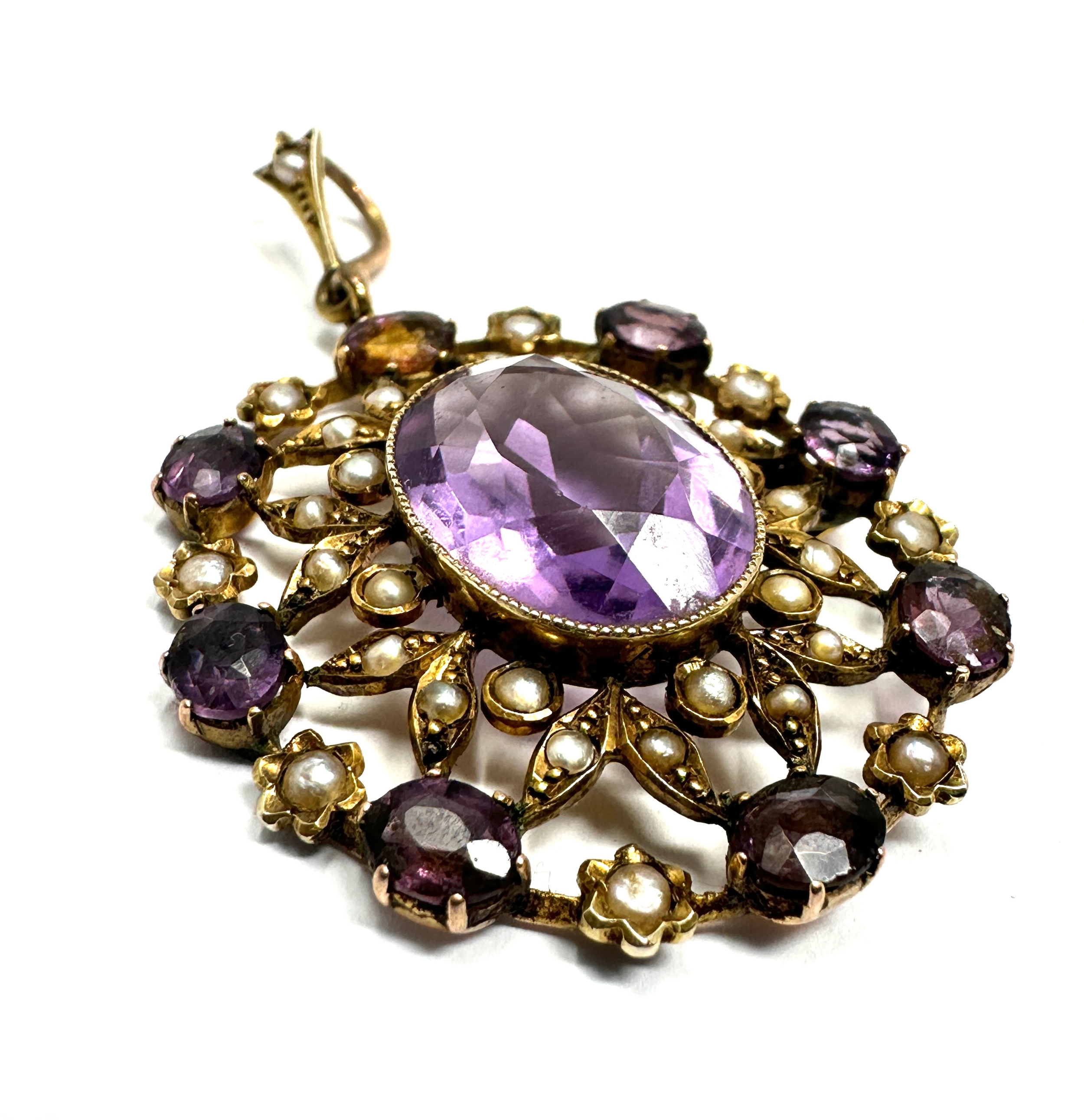 Antique gold amethyst & seed-pearl pendant measures approx 5cm drop by 3cm wide weight 7.4g - Image 2 of 5