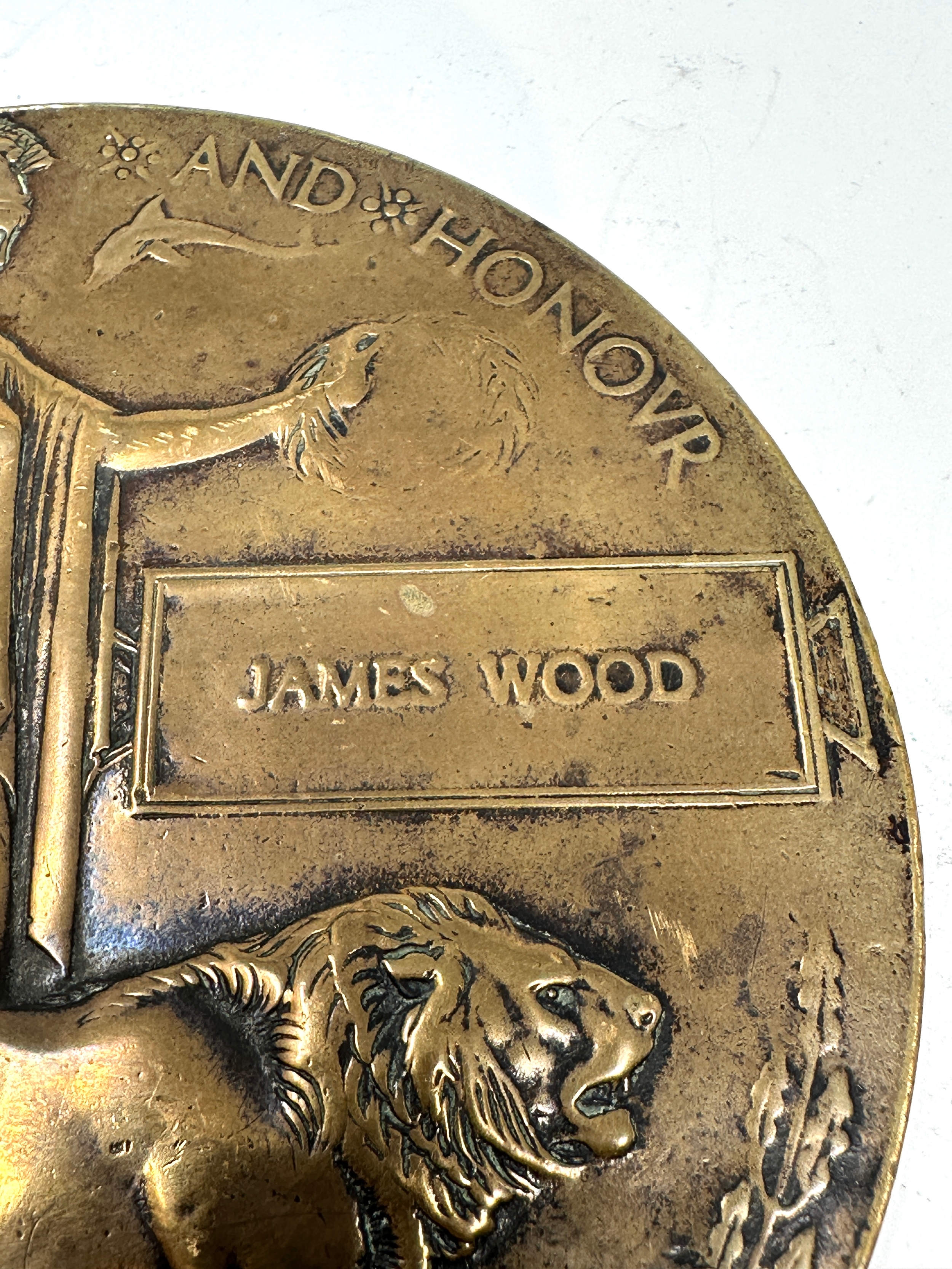 ww1 death plaque to james wood - Image 2 of 2