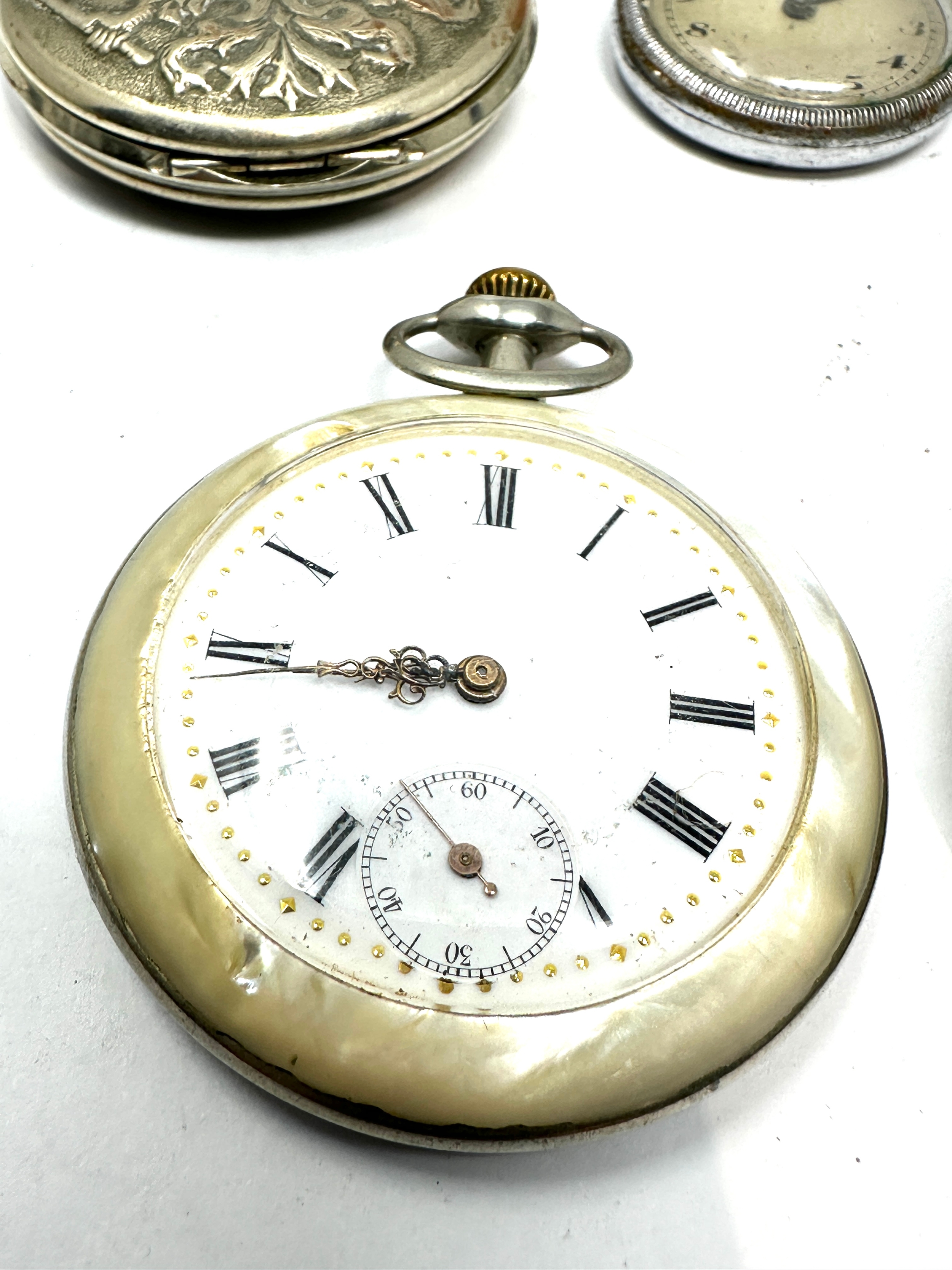 selection of vintage pocket watches 3 are ticking 2 not tested - Image 2 of 5