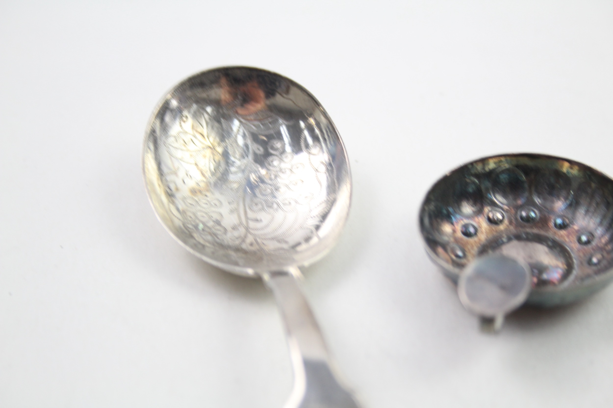 3 x .925 sterling caddy spoons inc georgian - Image 2 of 7