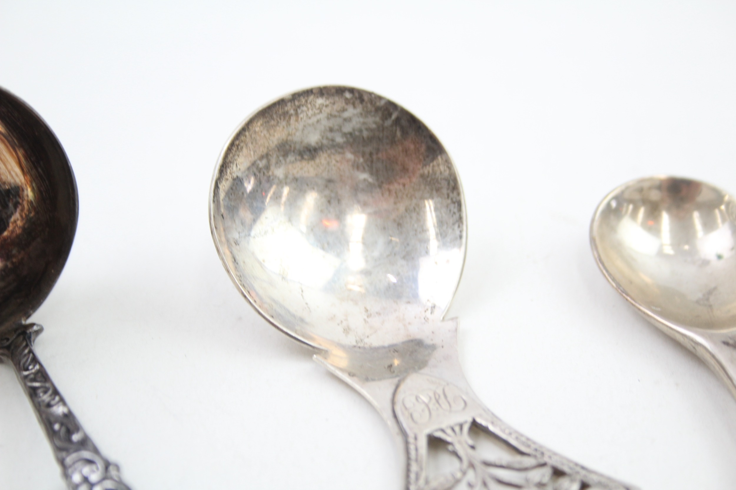 3 x .925 & .930 silver spoons inc caddy etc - Image 4 of 8