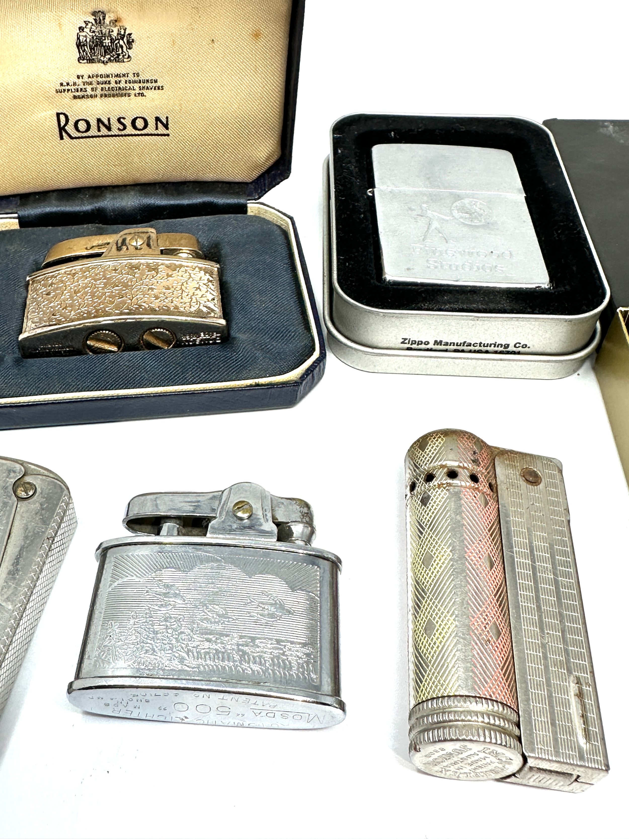 Collection of vintage cigarette lighters includes zippo etc - Image 3 of 4