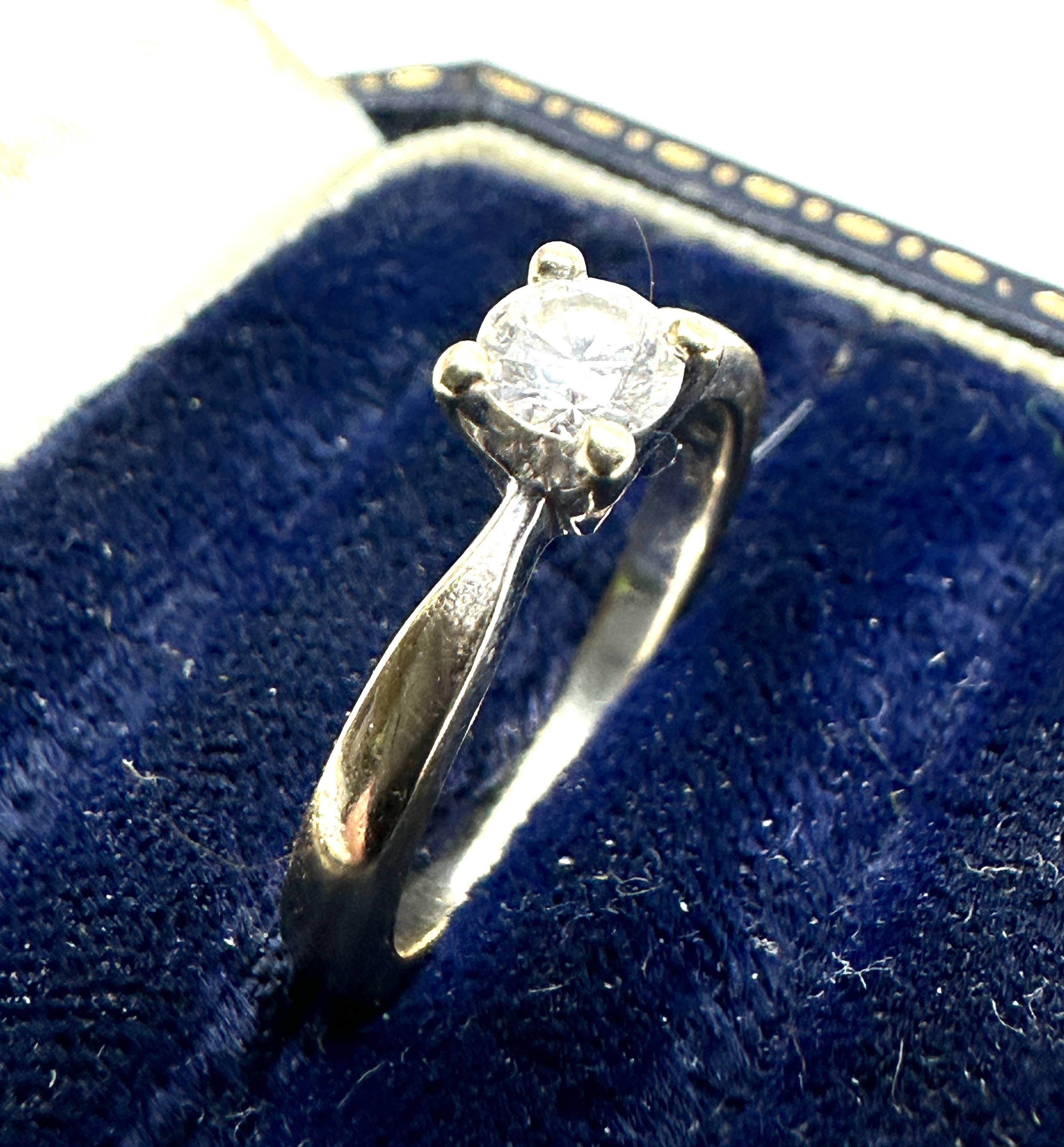 18ct gold diamond solitaire ring 0.26ct diamond weight 2.9g - Image 2 of 4