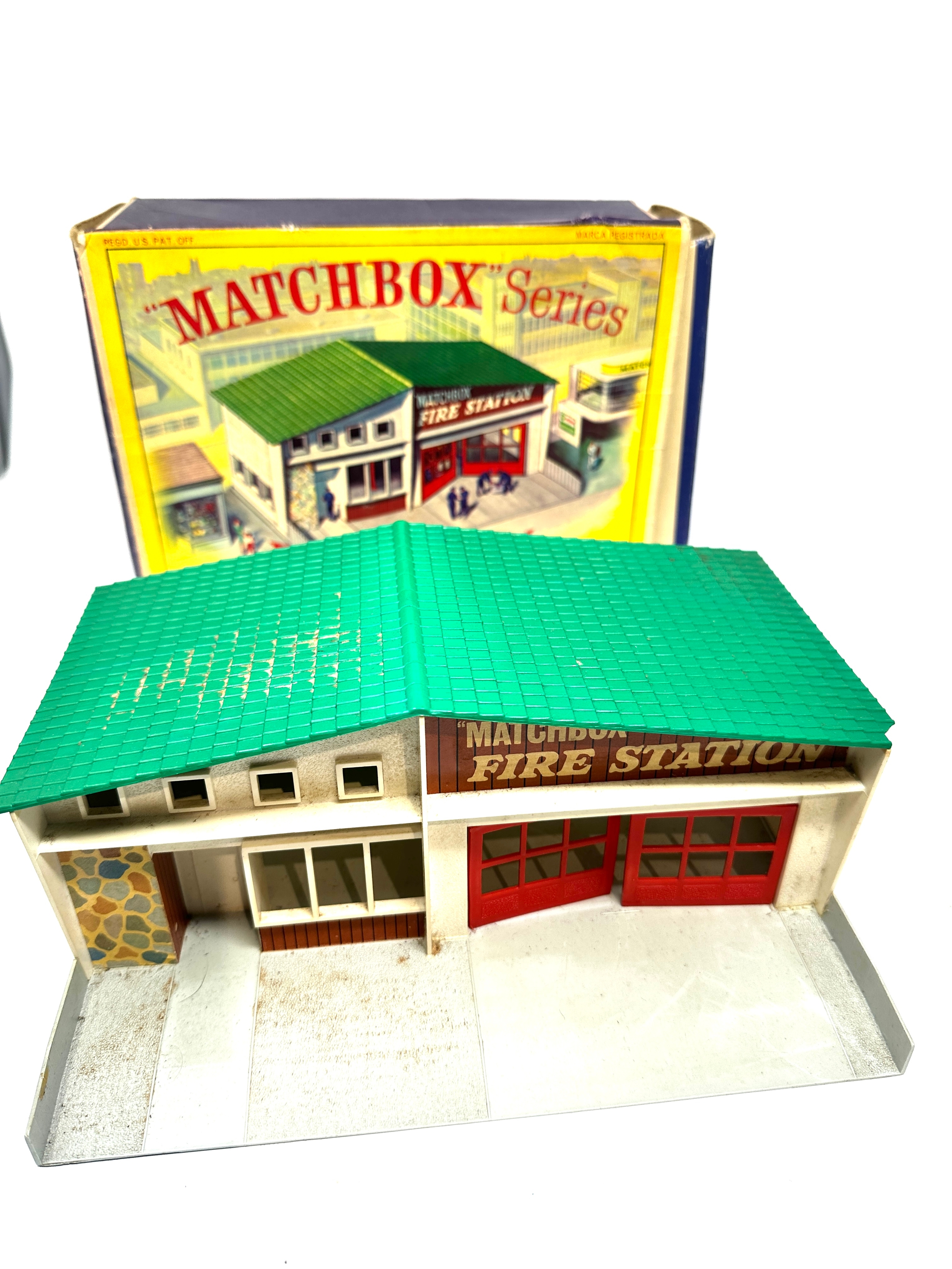 Original boxed Matchbox series MF-1 Fire Station