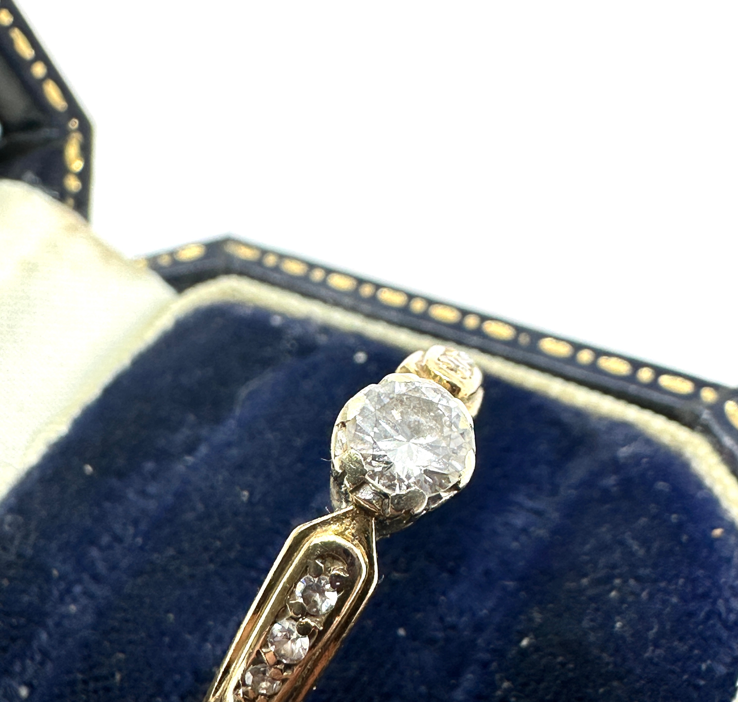 9ct gold diamond solitaire ring with diamond shoulders est 0.50ct diamonds weight 2.8g - Image 2 of 4