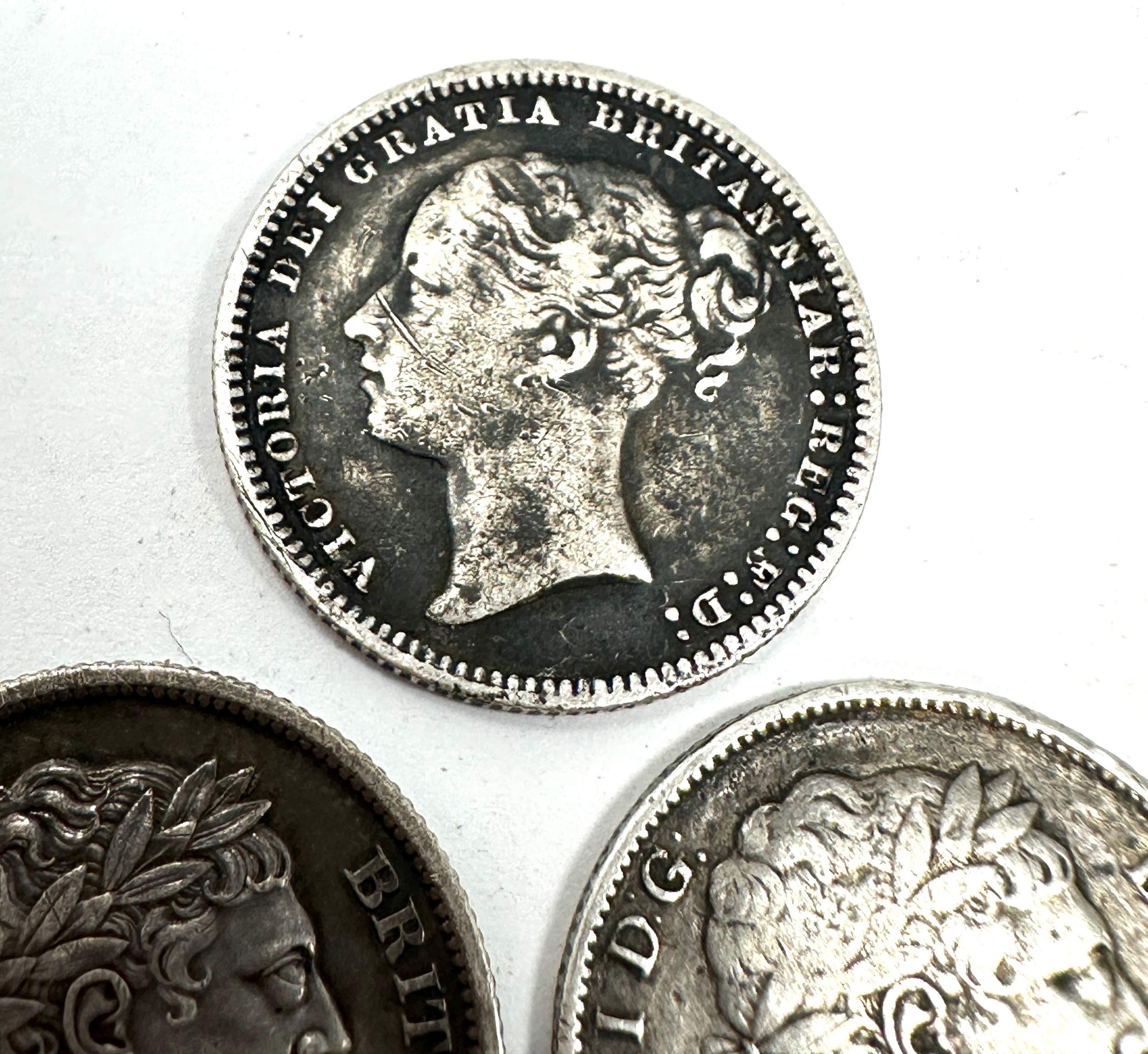 3 antique silver shillings 1816 1820 & 1878 - Image 4 of 5