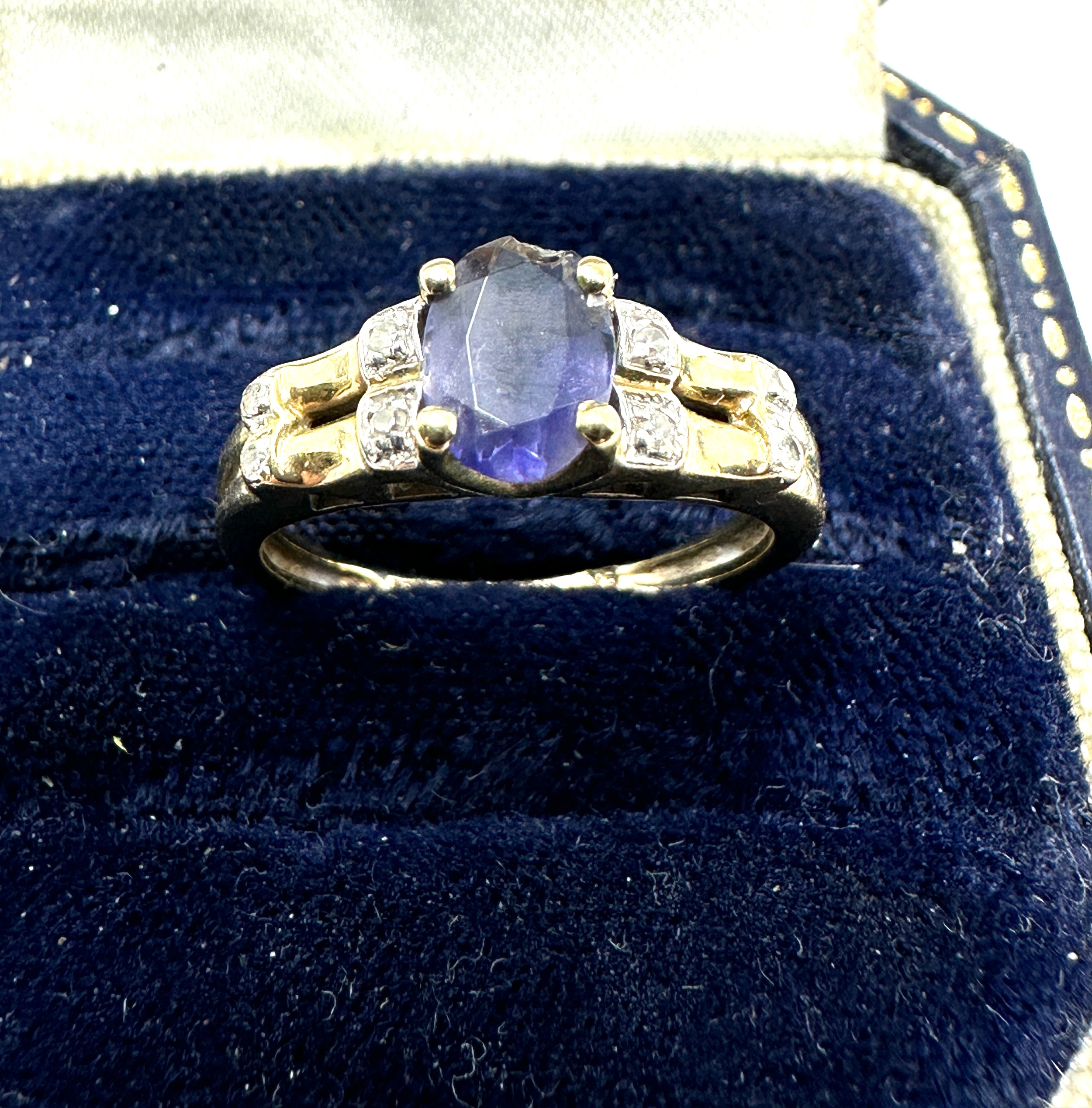 9ct gold tanzanite & diamond ring weight 2.3g