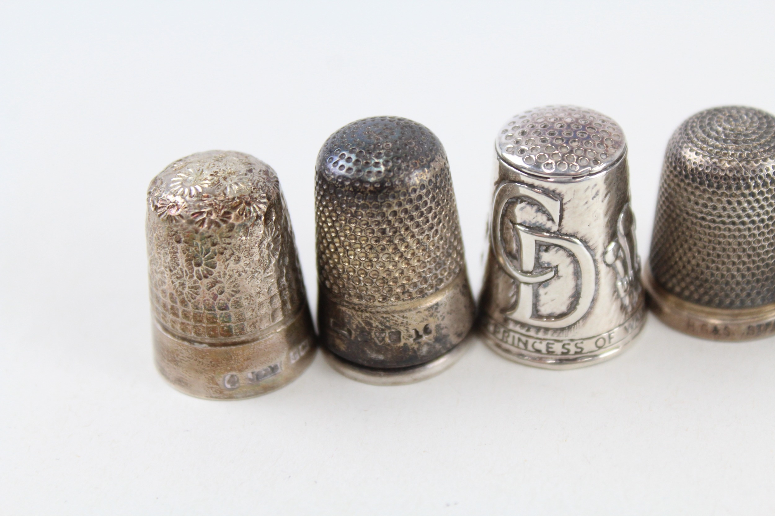 8 x .925 sterling thimbles - Image 2 of 4