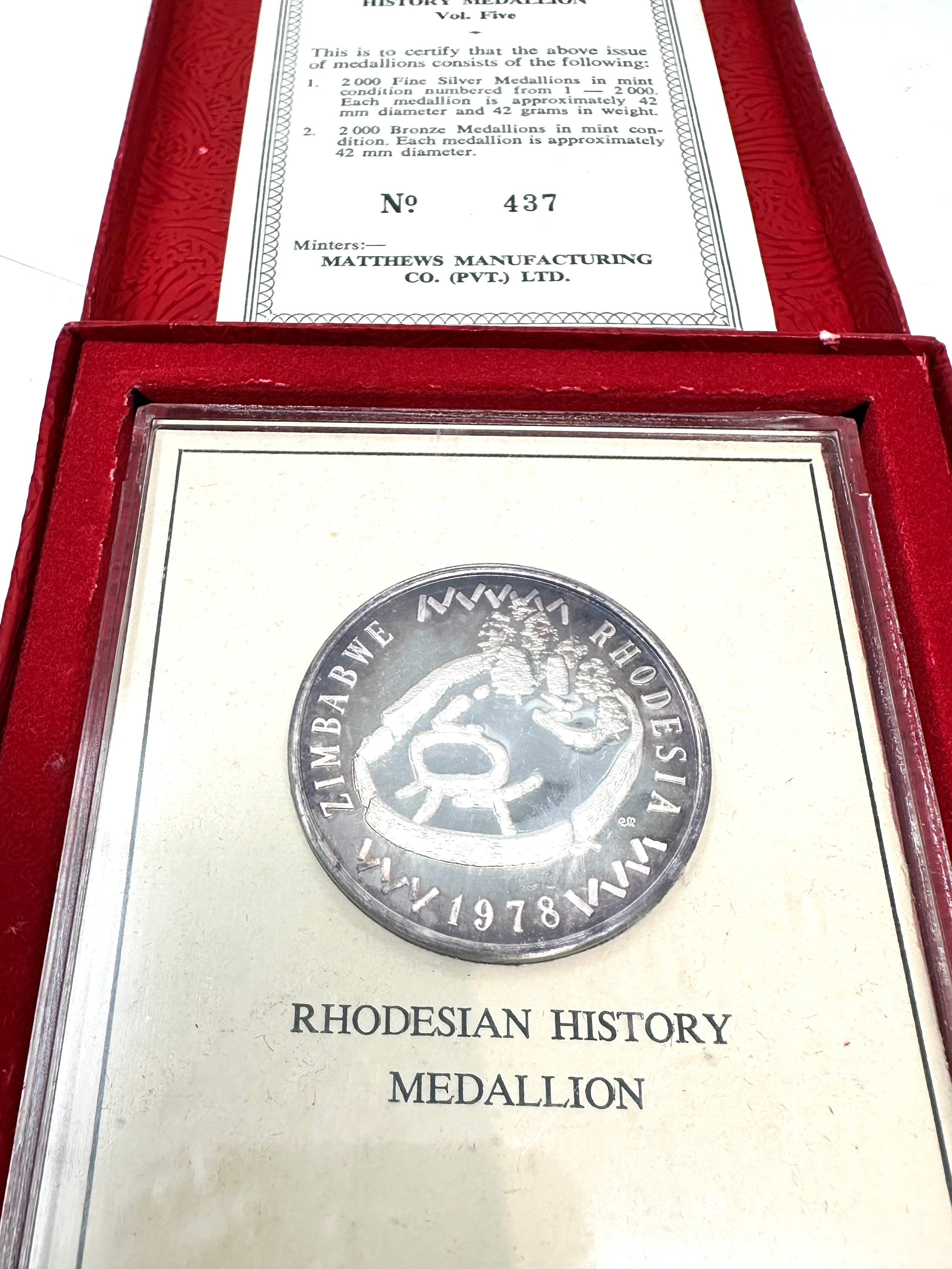 Rhodesia History Vol. 5 Silver Medallion 42g in Box Zimbabwe Ruins Rhodesian - Image 2 of 4