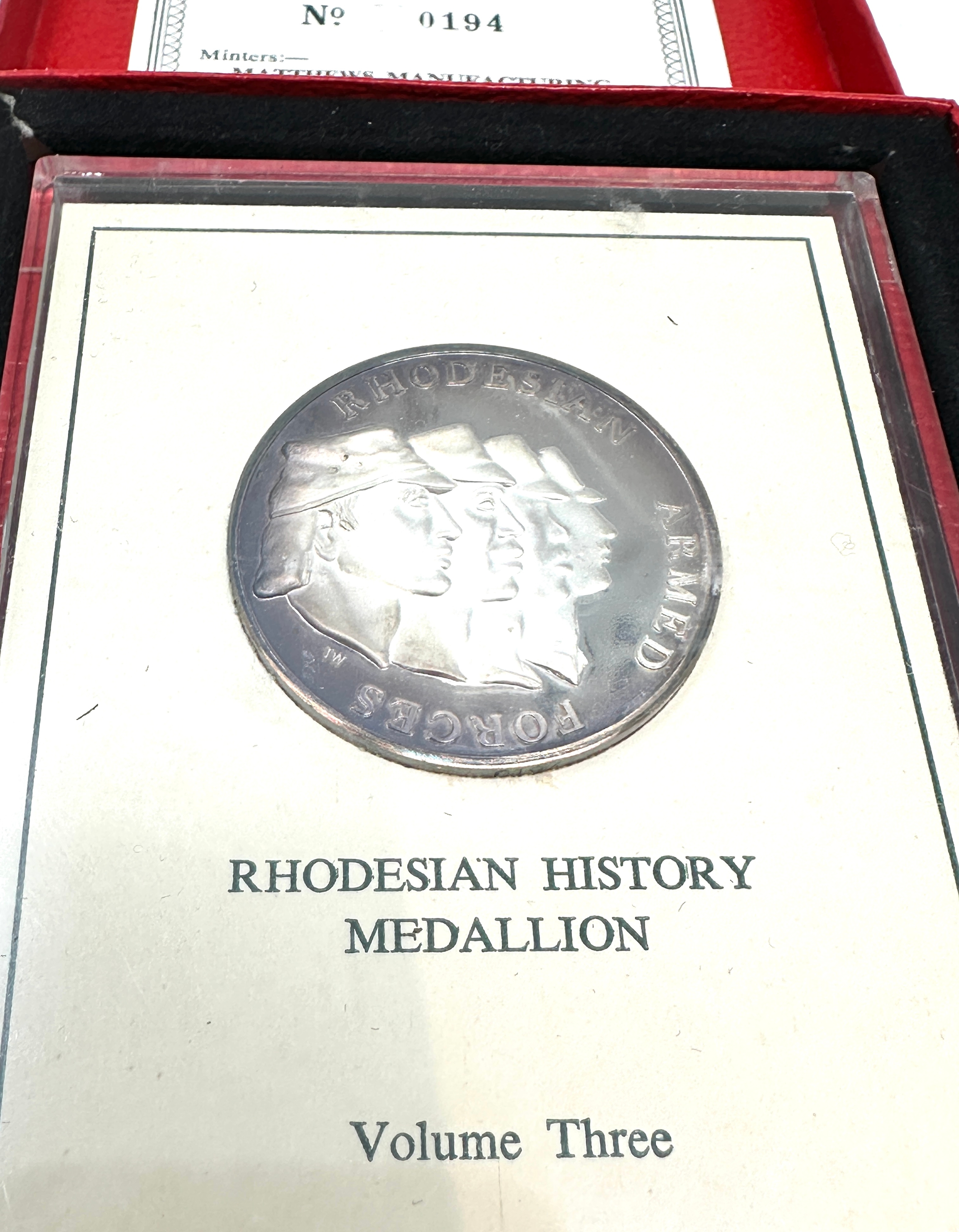 Rhodesia History Vol. 3 Silver Medallion 42g in Box & c.o.a - Image 2 of 4