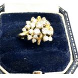 18ct gold diamond cluster ring est 1.0 ct diamonds weight 8.1g