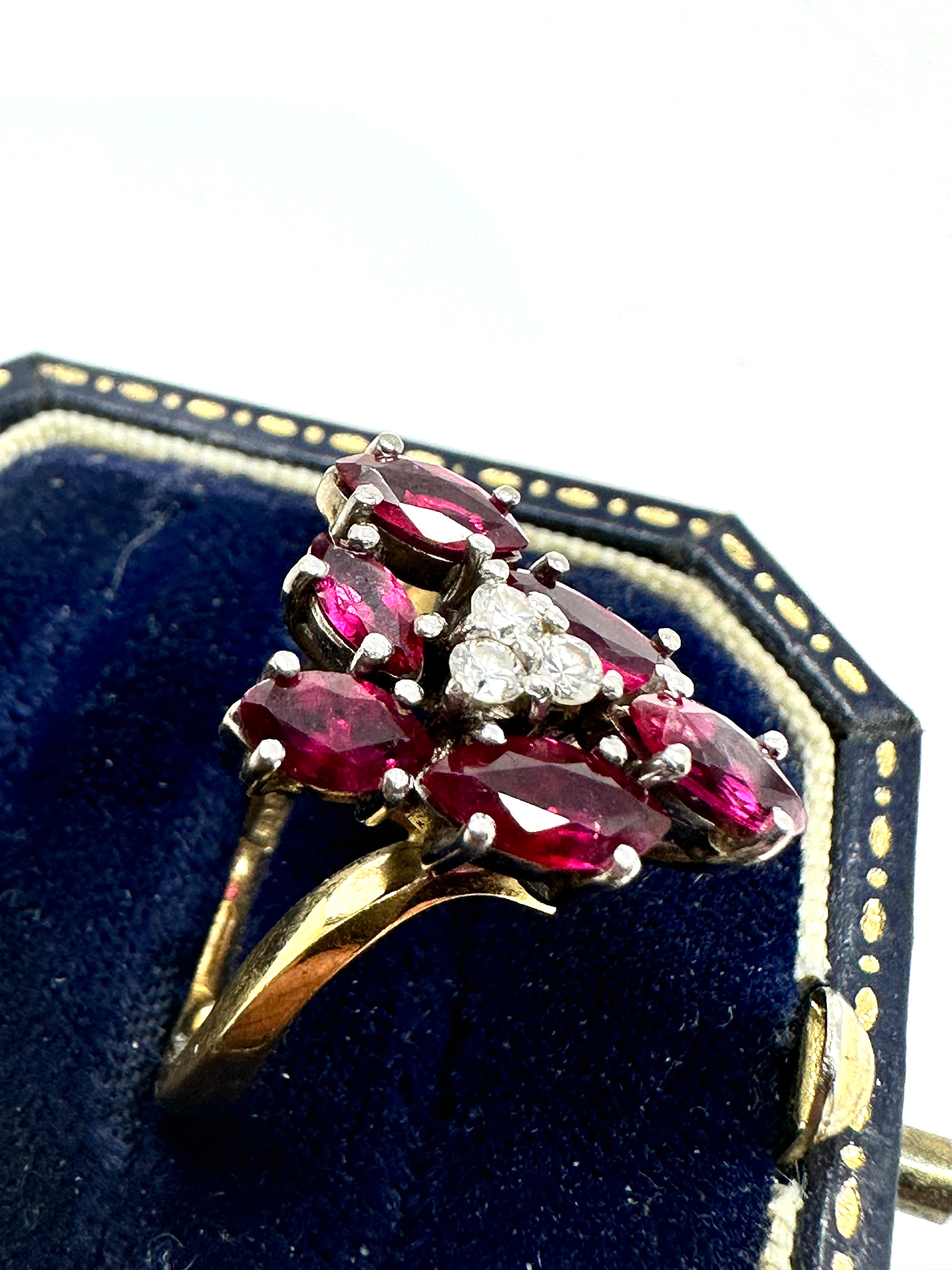 18ct gold ruby & diamond ring weight 7.4g - Image 2 of 4