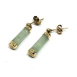 9ct gold jade earrings measure approx 2.3cm drop weight 2g