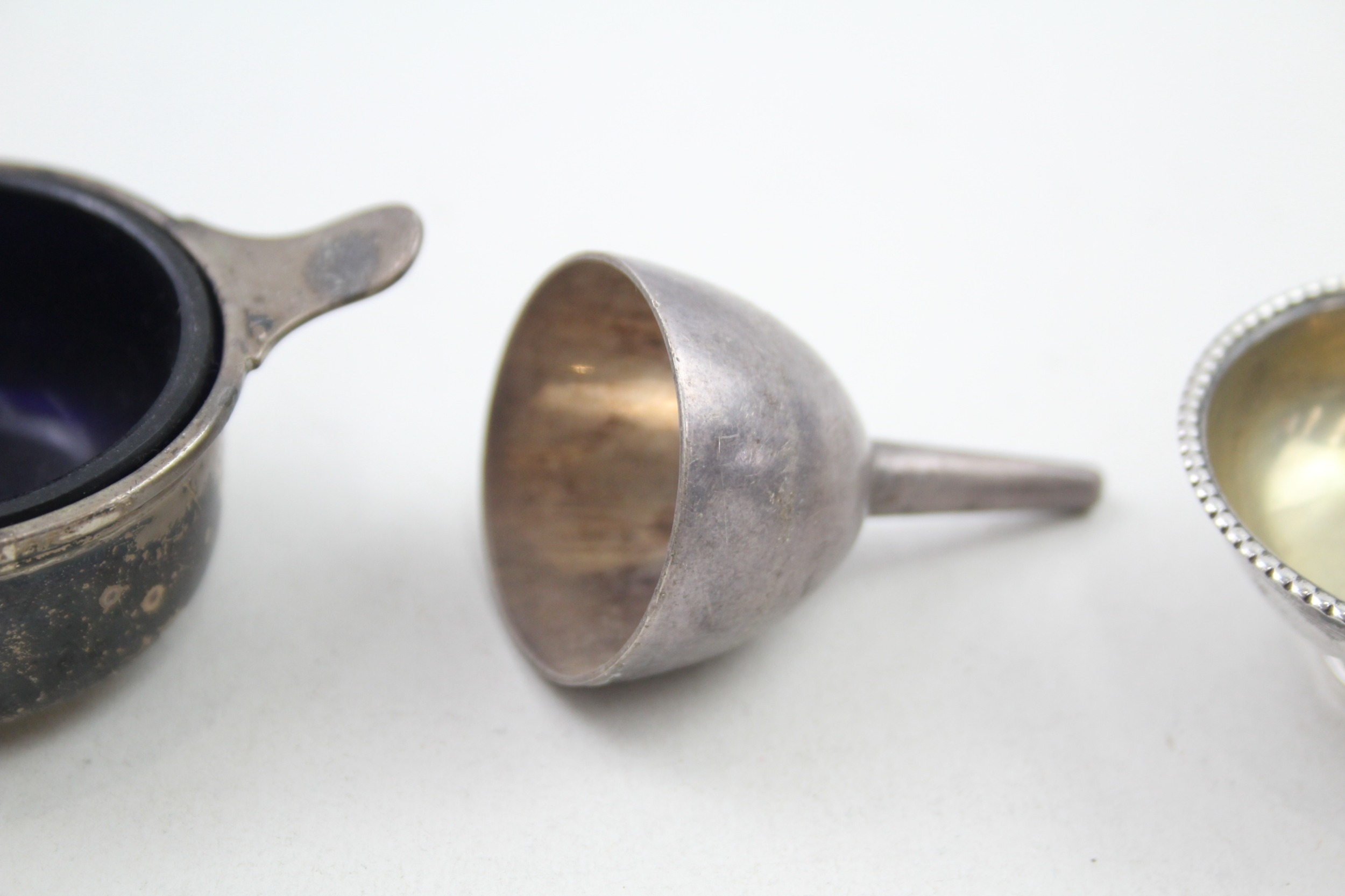 3 x .800 & .925 sterling dishes & funnel - Image 3 of 4