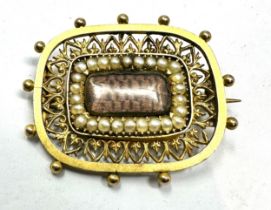 Antique 15ct gold mourning brooch measures approx 3cm by 2.3cm xrt tested as 15ct gold weight 4.4g