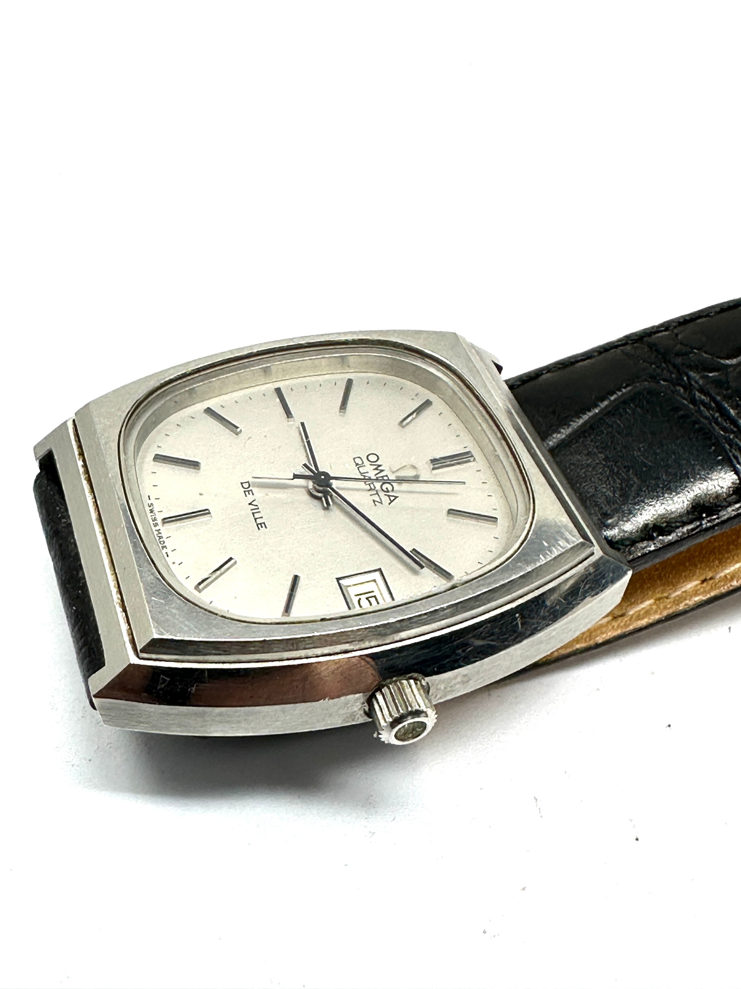 Vintage Gents Omega quartz Deville wrist watch the watch is not ticking possibly needs replacement - Image 2 of 3