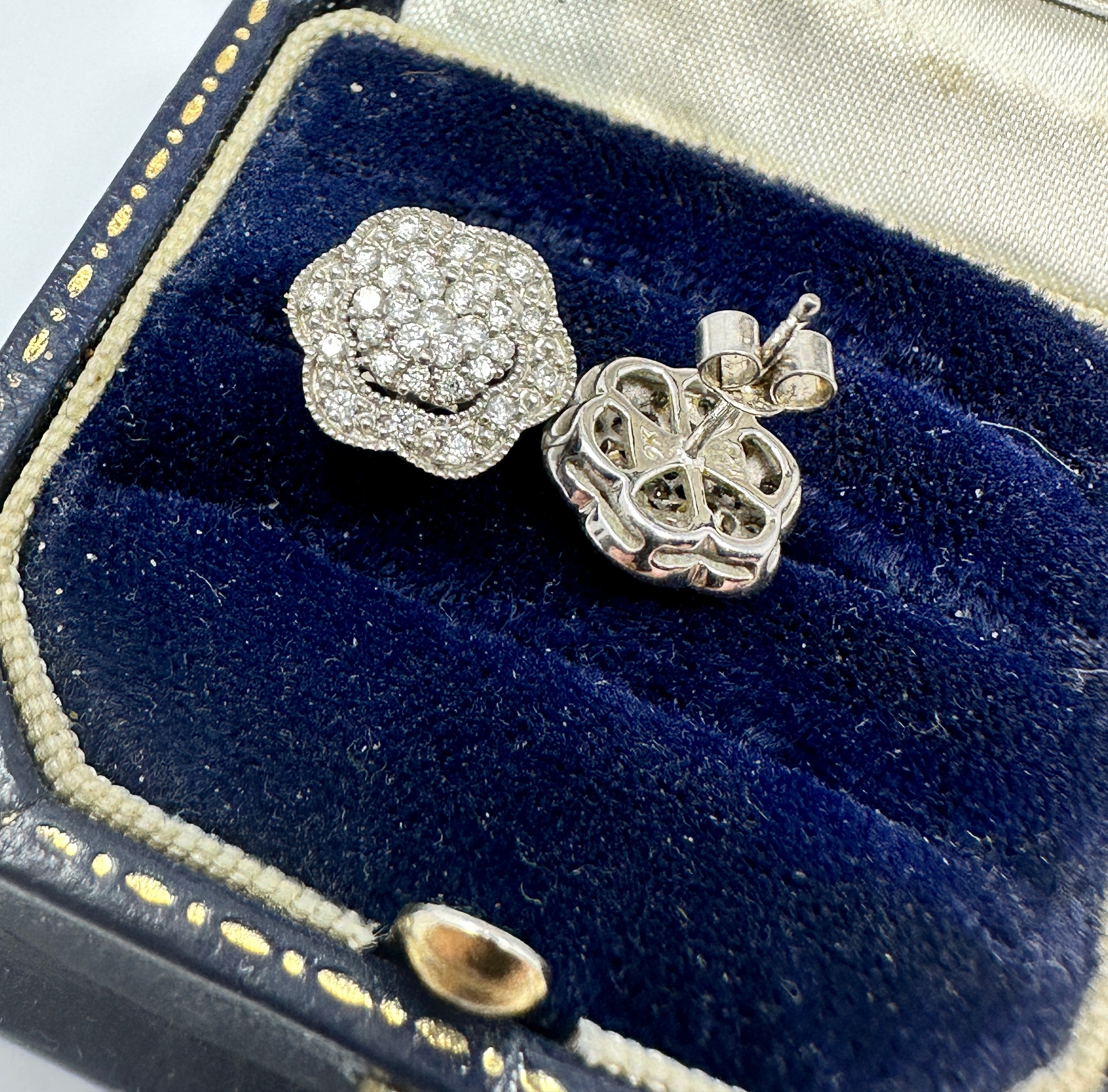 9ct gold diamond earrings .40ct diamonds weight 2.3g - Image 4 of 4