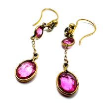 9ct gold pink gemstone earrings measure 2.4cm drop weight 1.1g