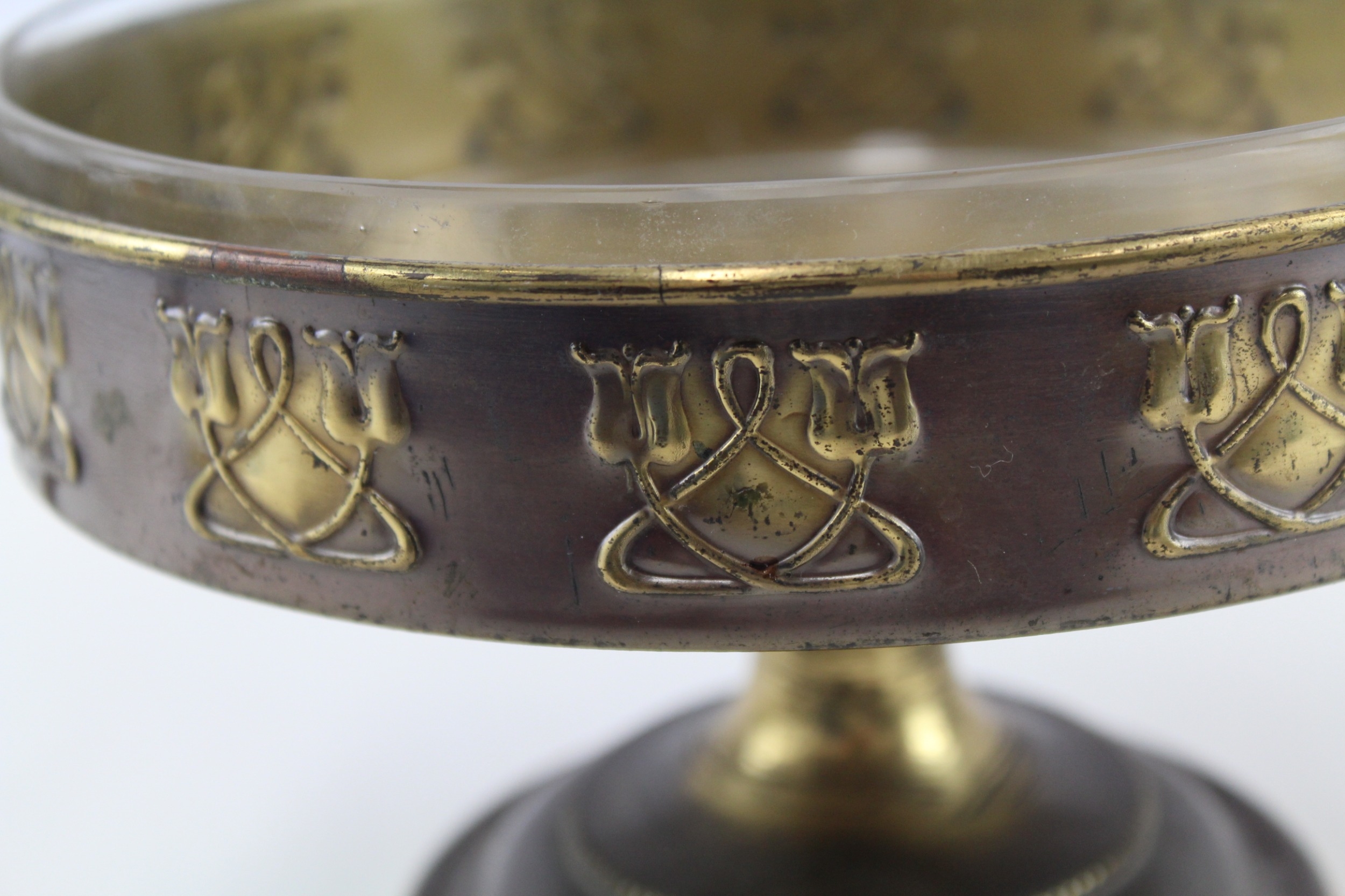 Mid Century Bronzed / Brass two Handled Tazza Art Nouveu Floral Motif - Image 2 of 6