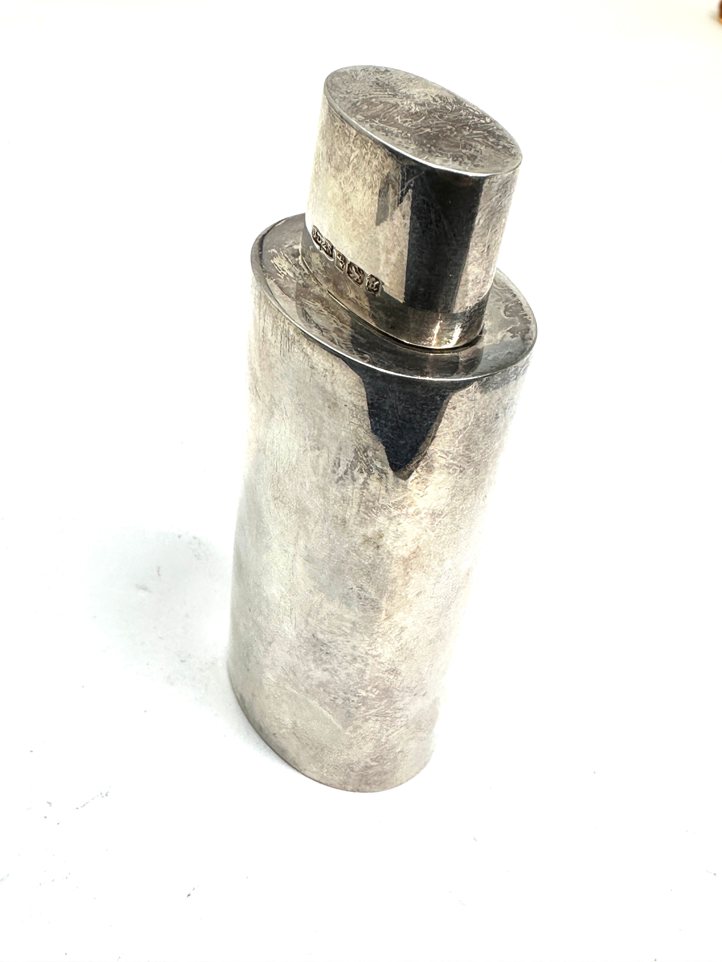 silver flask measures approx height 9cm Sheffield silver hallmarks weight 54g - Image 2 of 4