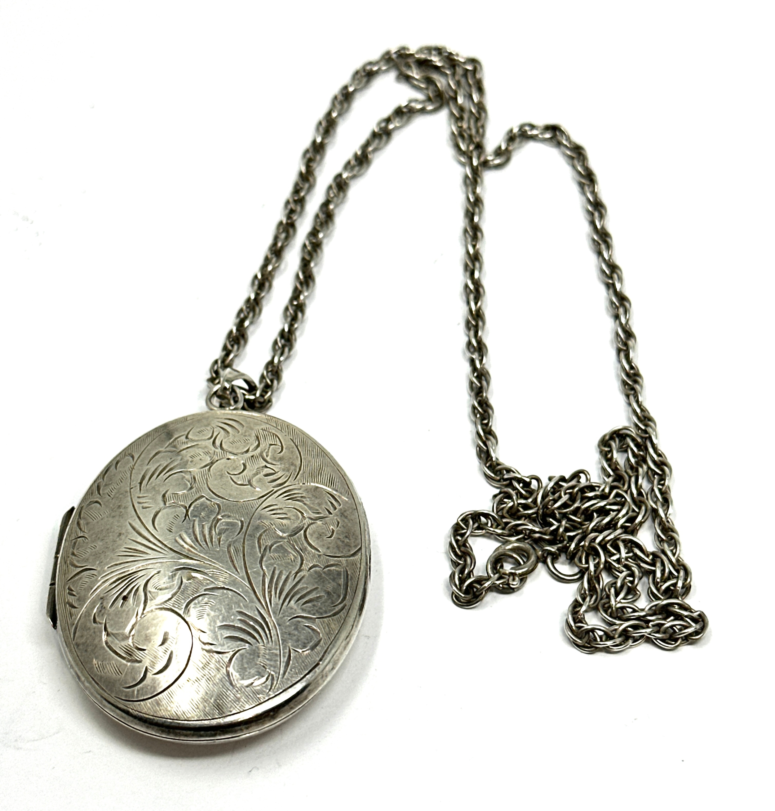 Large vintage silver locket and chain weight 31g