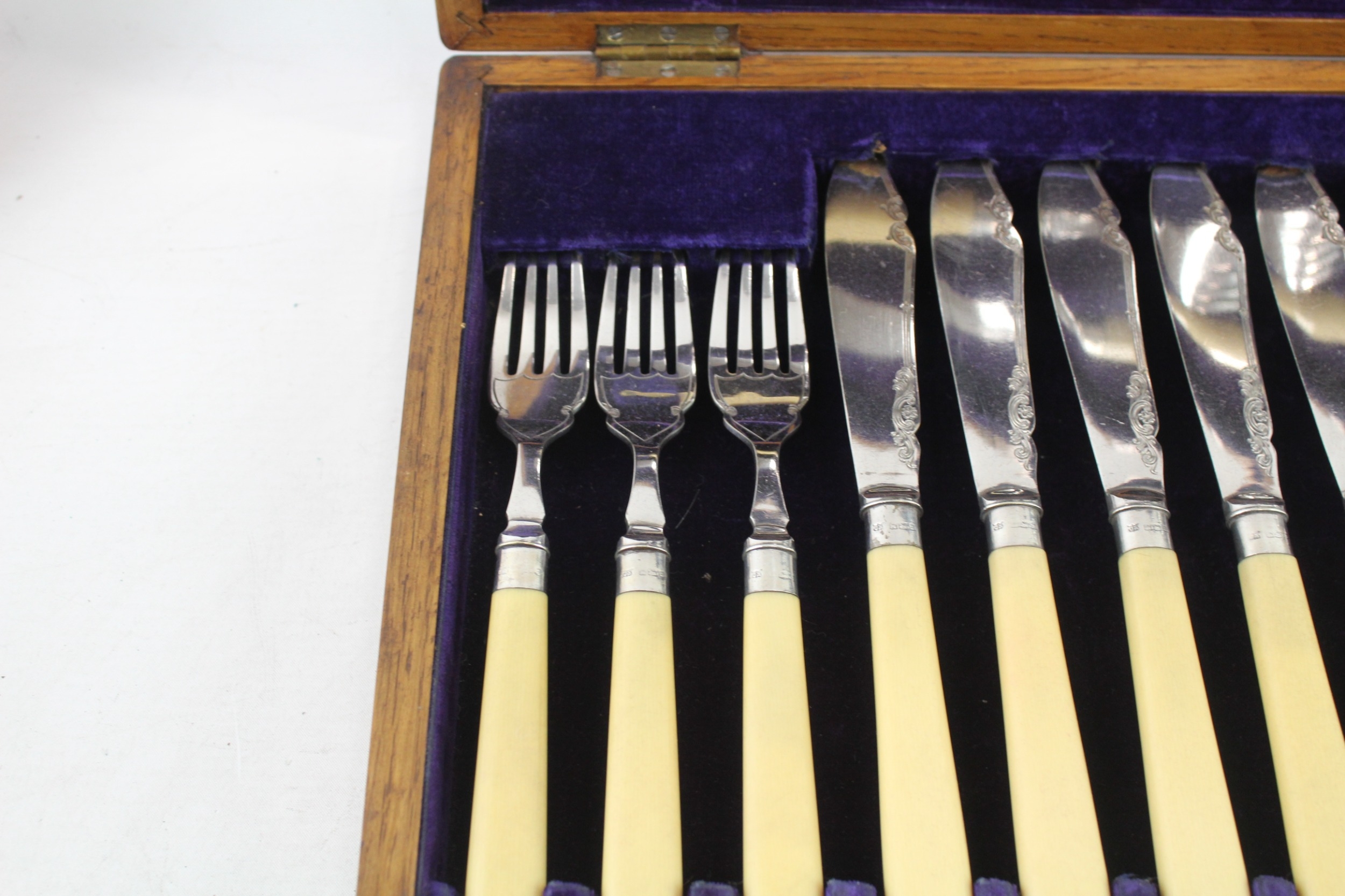 Vintage Cutlery Sets Wooden Canteens 12/14 Piece Fish Cutlery Ivorine x2 3183g - Image 2 of 9